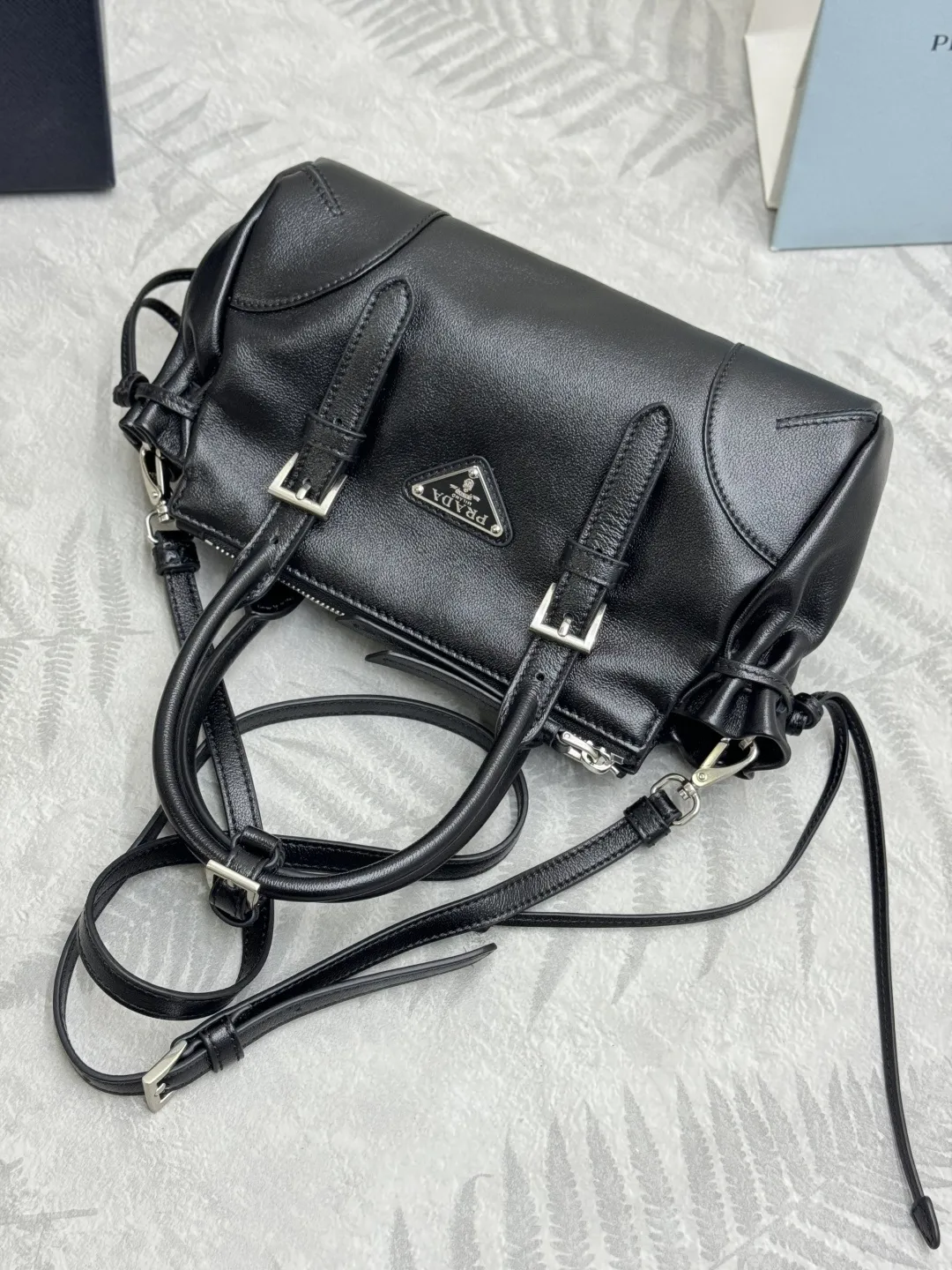 Small Vintage Leather Tote Bag 1BA499 D101011371 — view 5