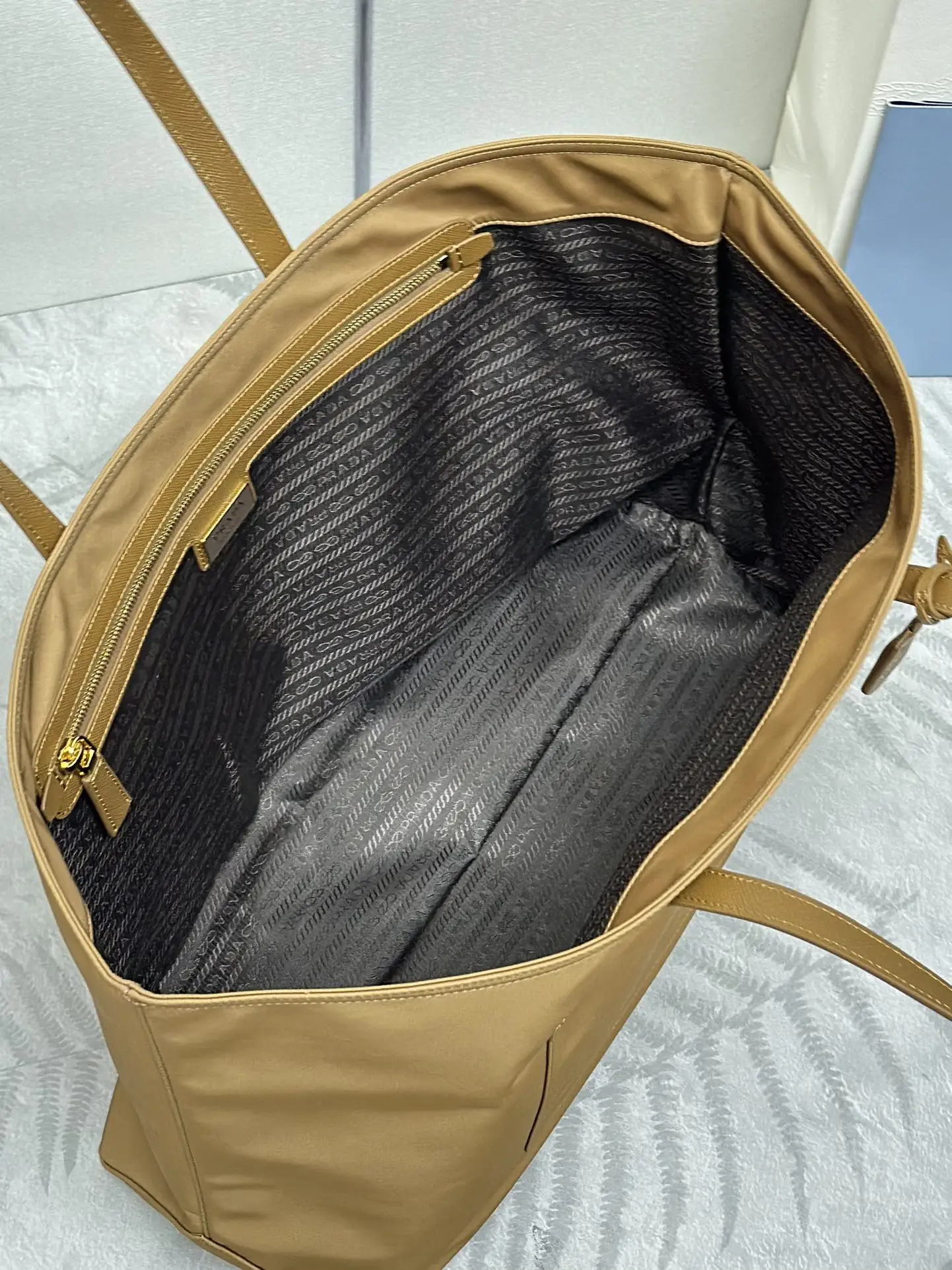 Nylon Large Tote Bag 1BG527 D69011375 — view 8