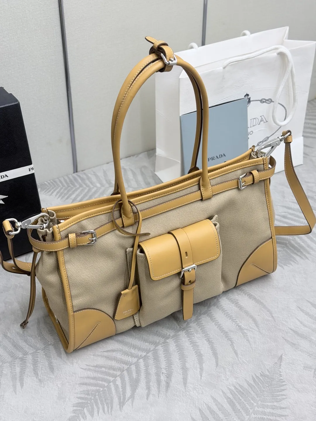 Soft Lux Linen and Leather Tote Bag D106011004 — view 3