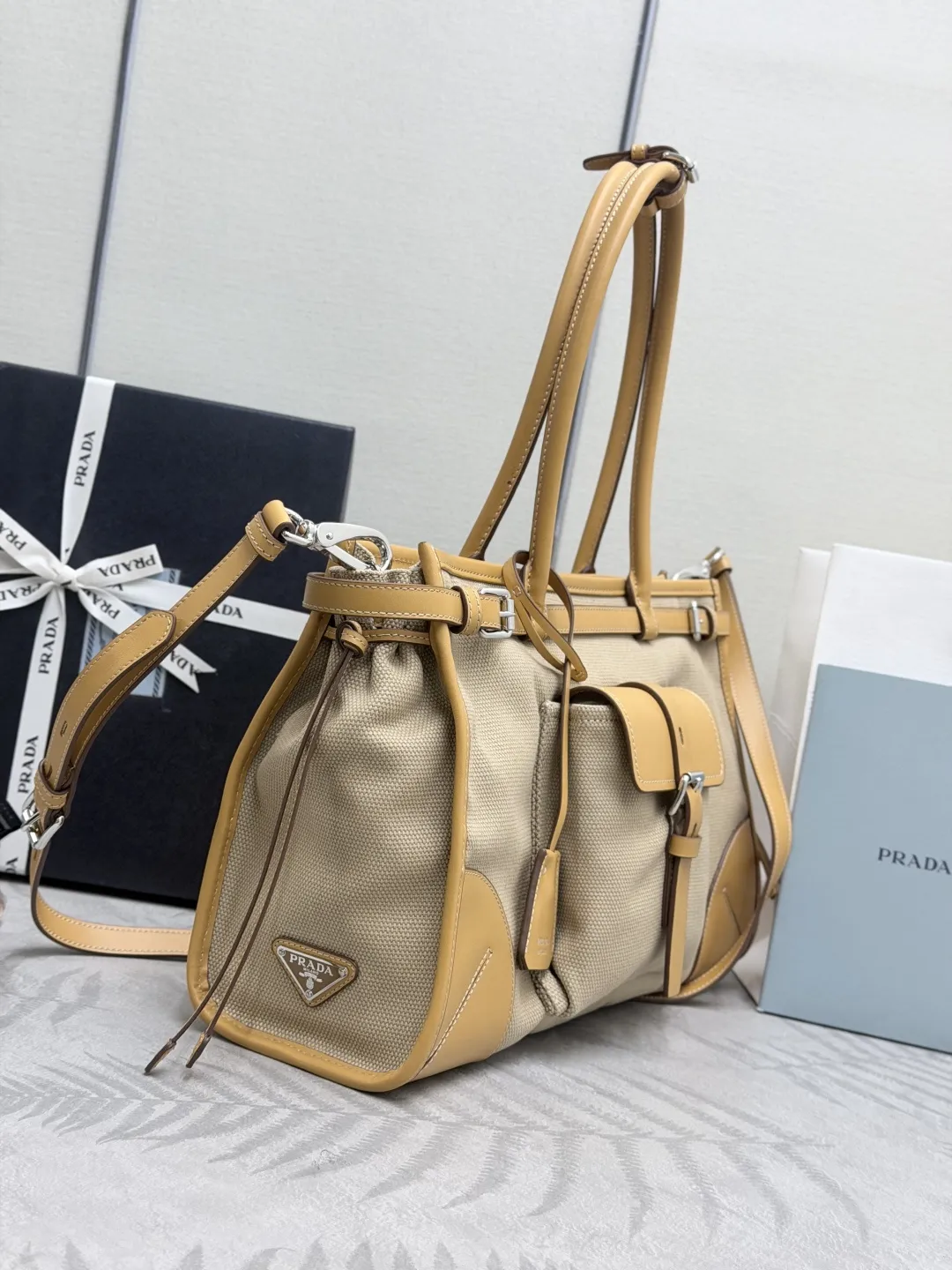 Soft Lux Linen and Leather Tote Bag D106011004 — view 4