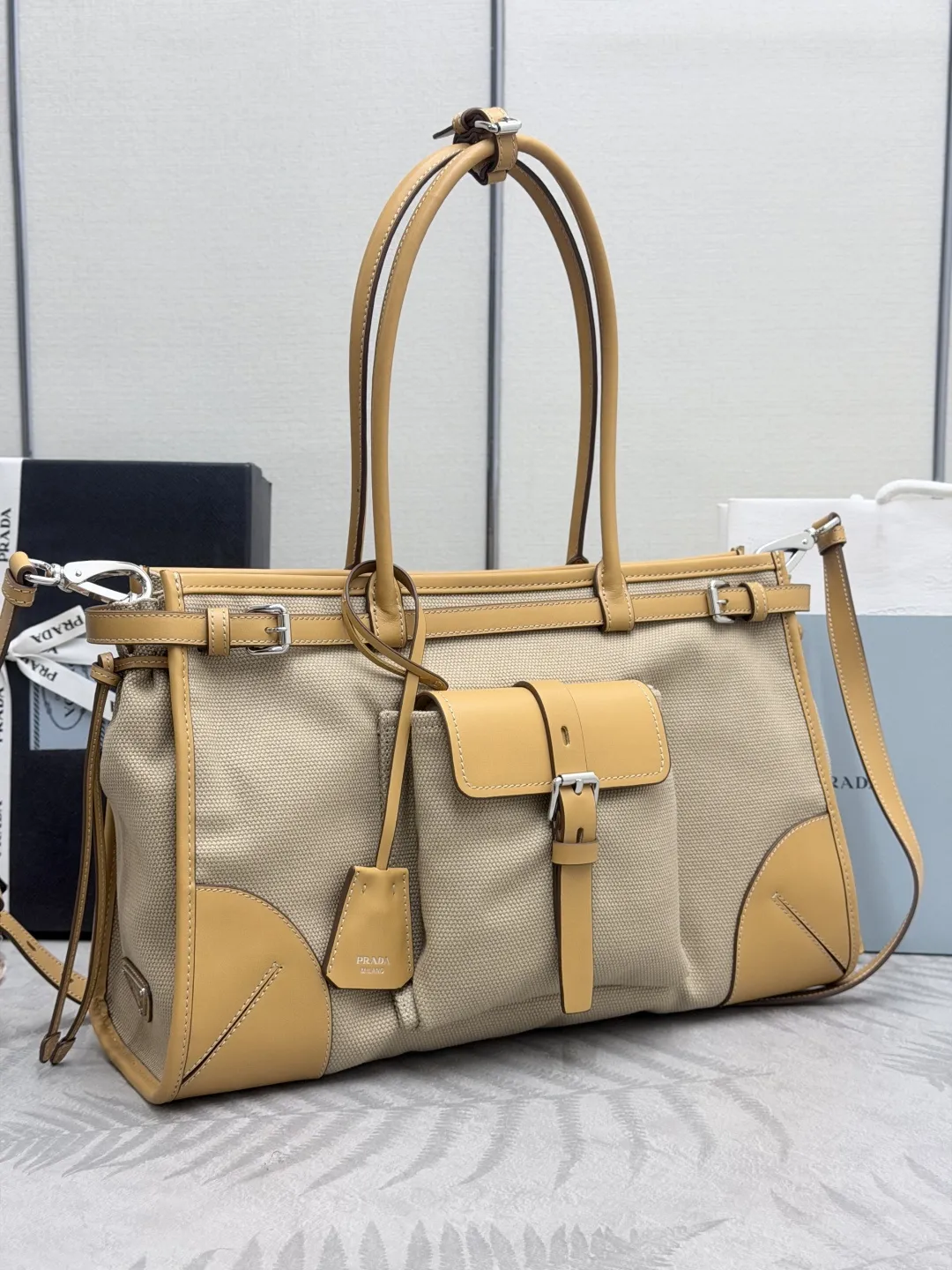 Soft Lux Linen and Leather Tote Bag D106011004 — view 5