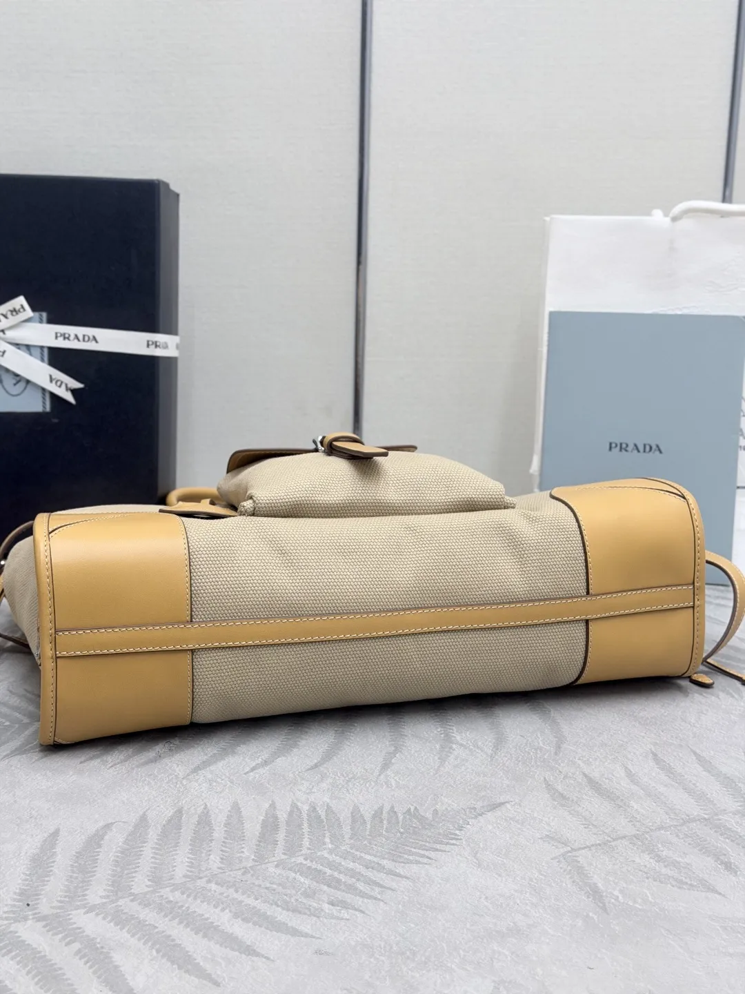 Soft Lux Linen and Leather Tote Bag D106011004 — view 6