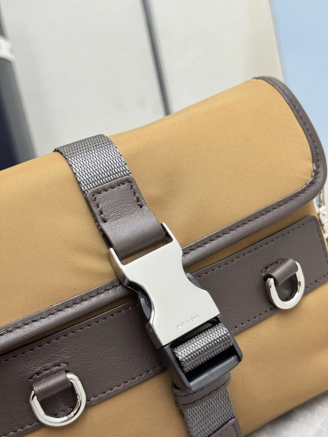Re-Nylon Color-Block Crossbody Phone Bag D64011385 — view 6