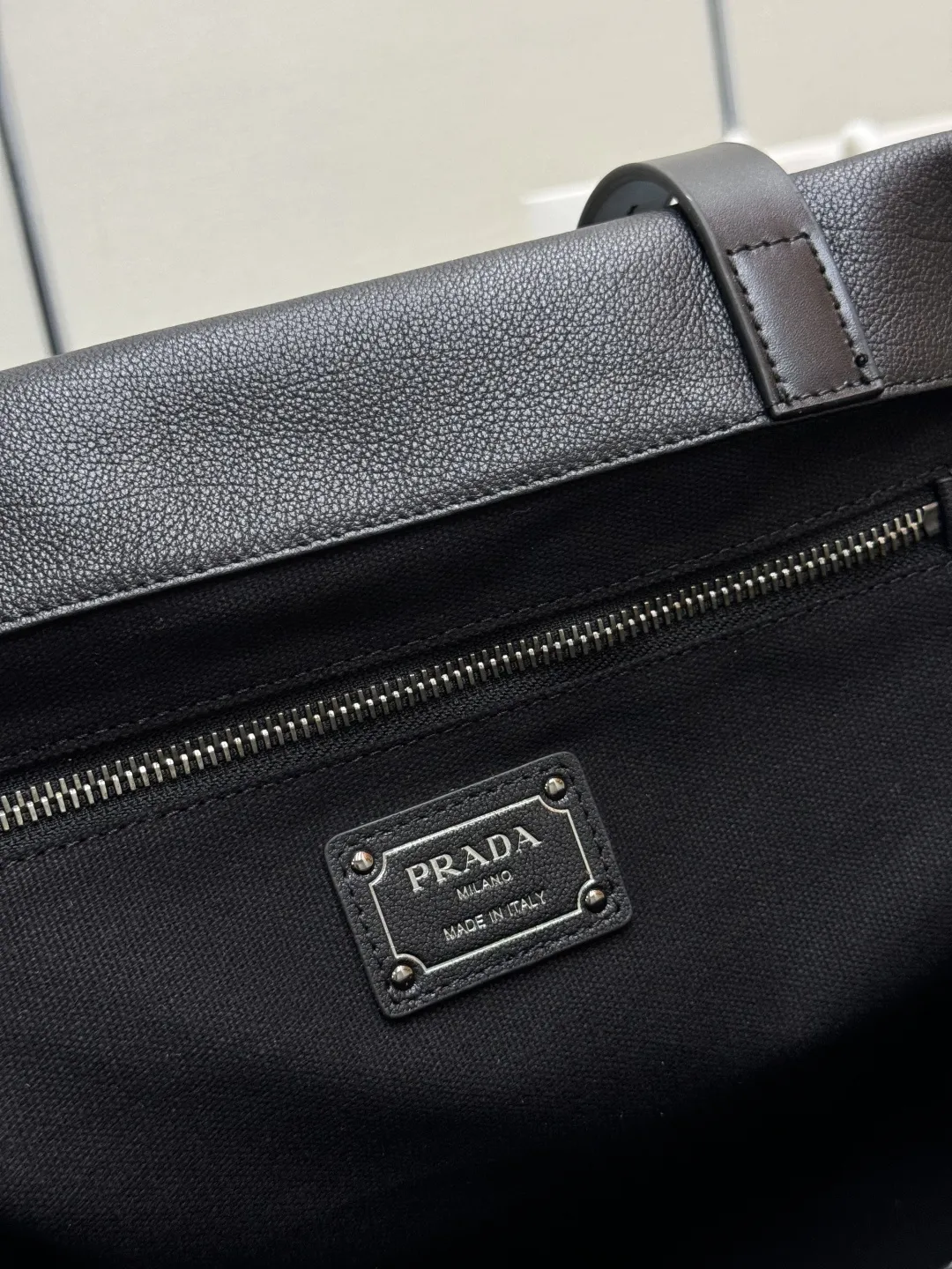 Prada Large 1BG644 Leather Tote Bag D131011386 — view 9