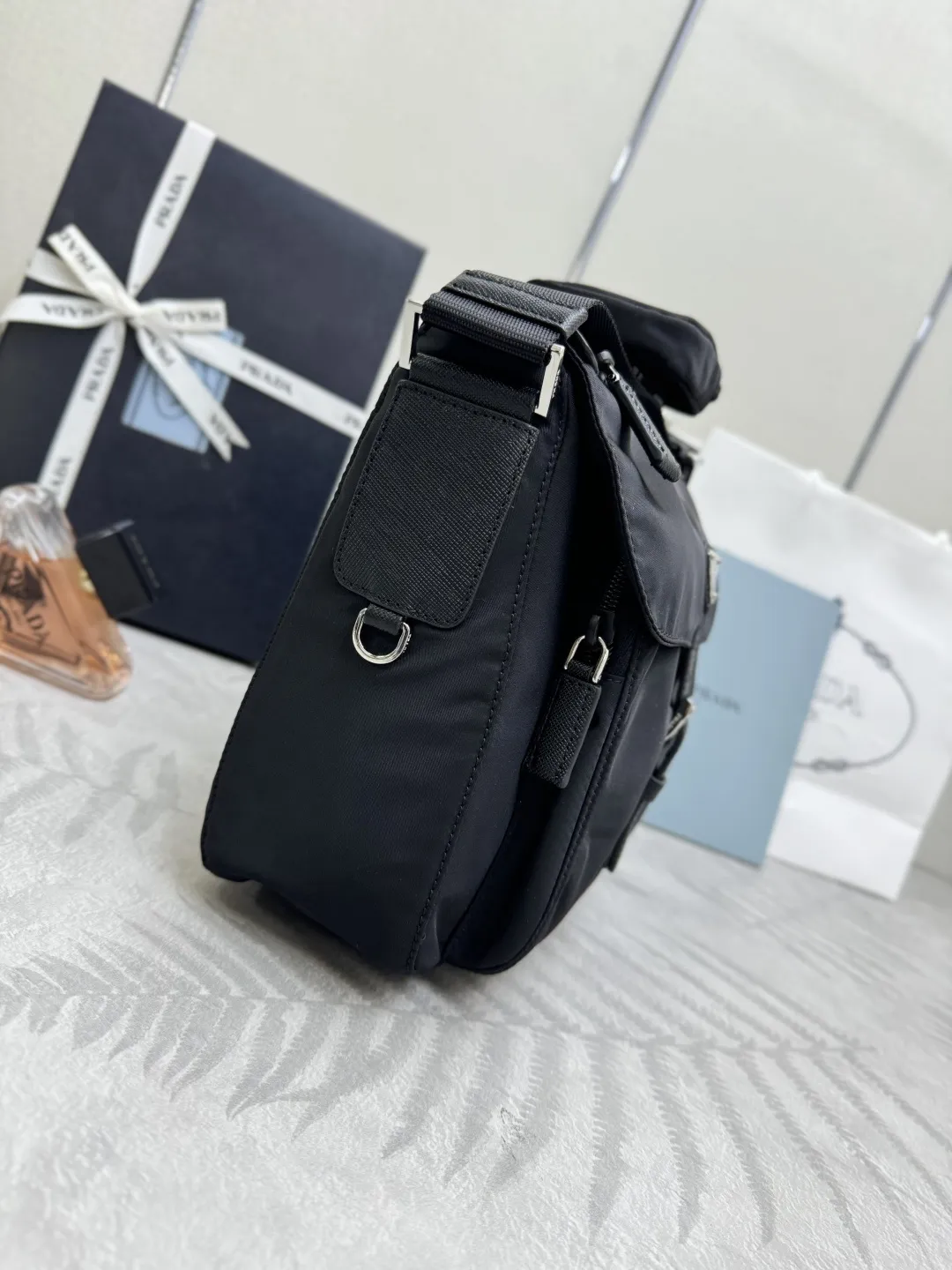 Re-Nylon Crossbody Bag with Mini Pouch D74011387 — view 3