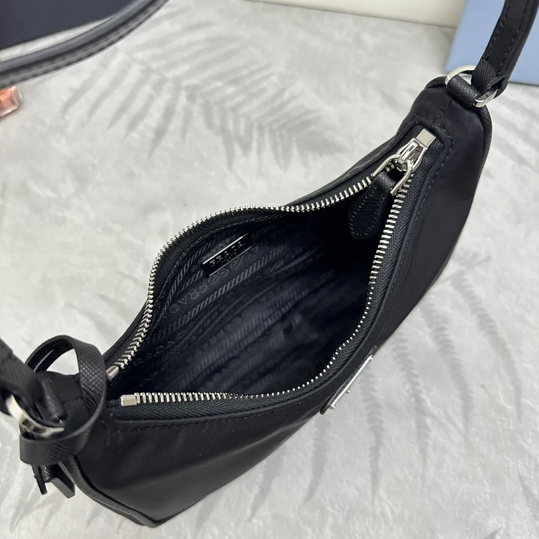 Prada Re-Edition 2005 Nylon Shoulder Bag D57011394 — view 8