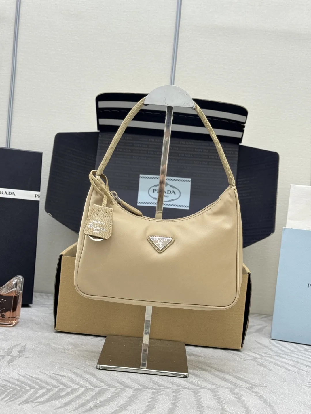 Re-Edition 2000 Nylon Shoulder Bag D54011395