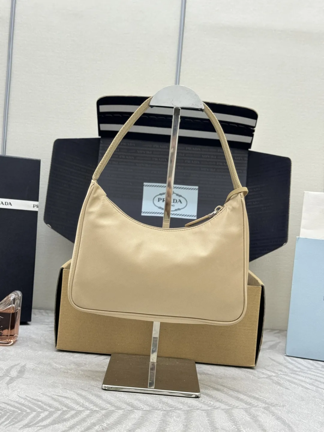 Re-Edition 2000 Nylon Shoulder Bag D54011395 — view 2