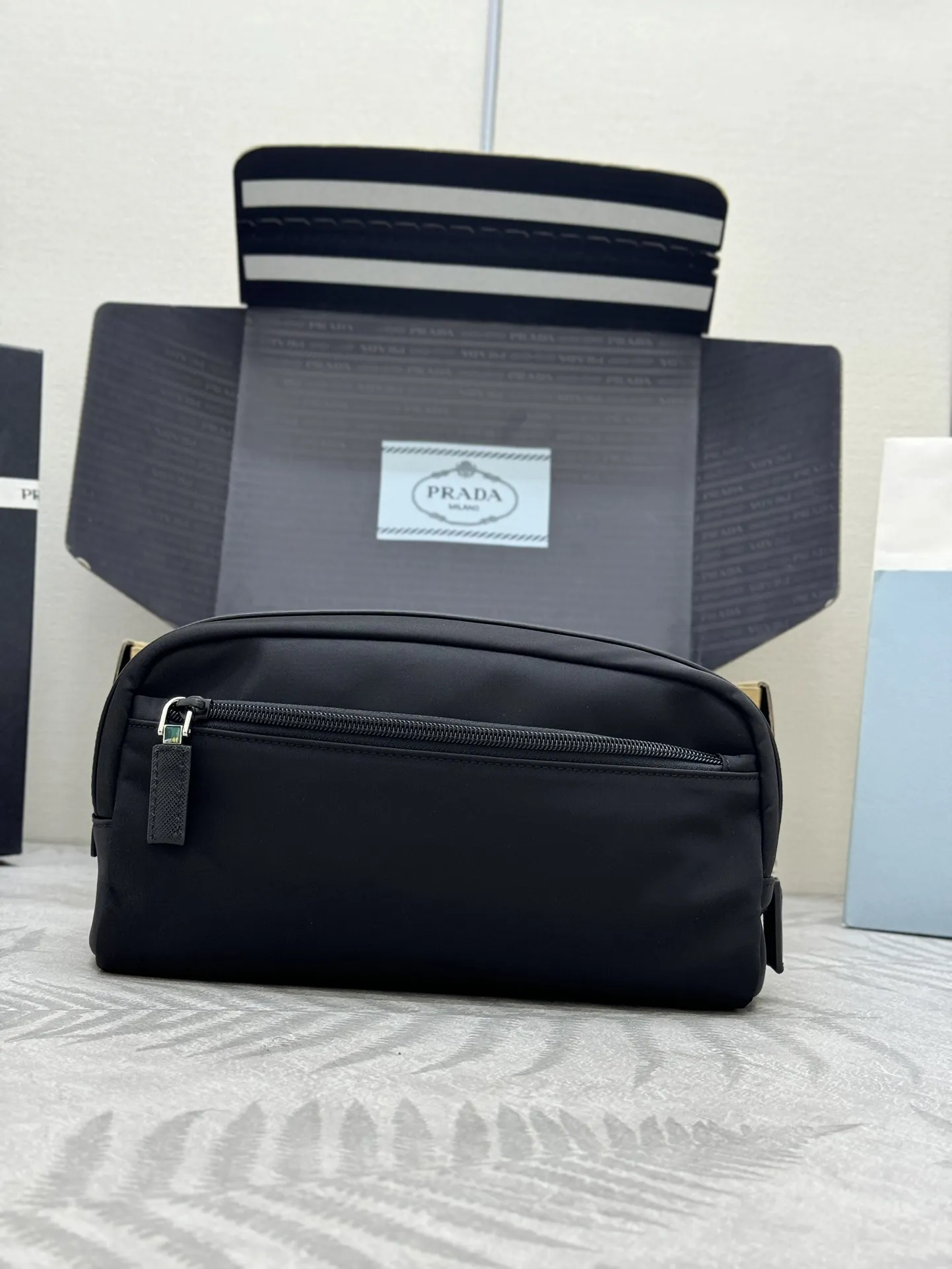 Re-Nylon Double-Layer Travel Pouch D62011402 — view 2