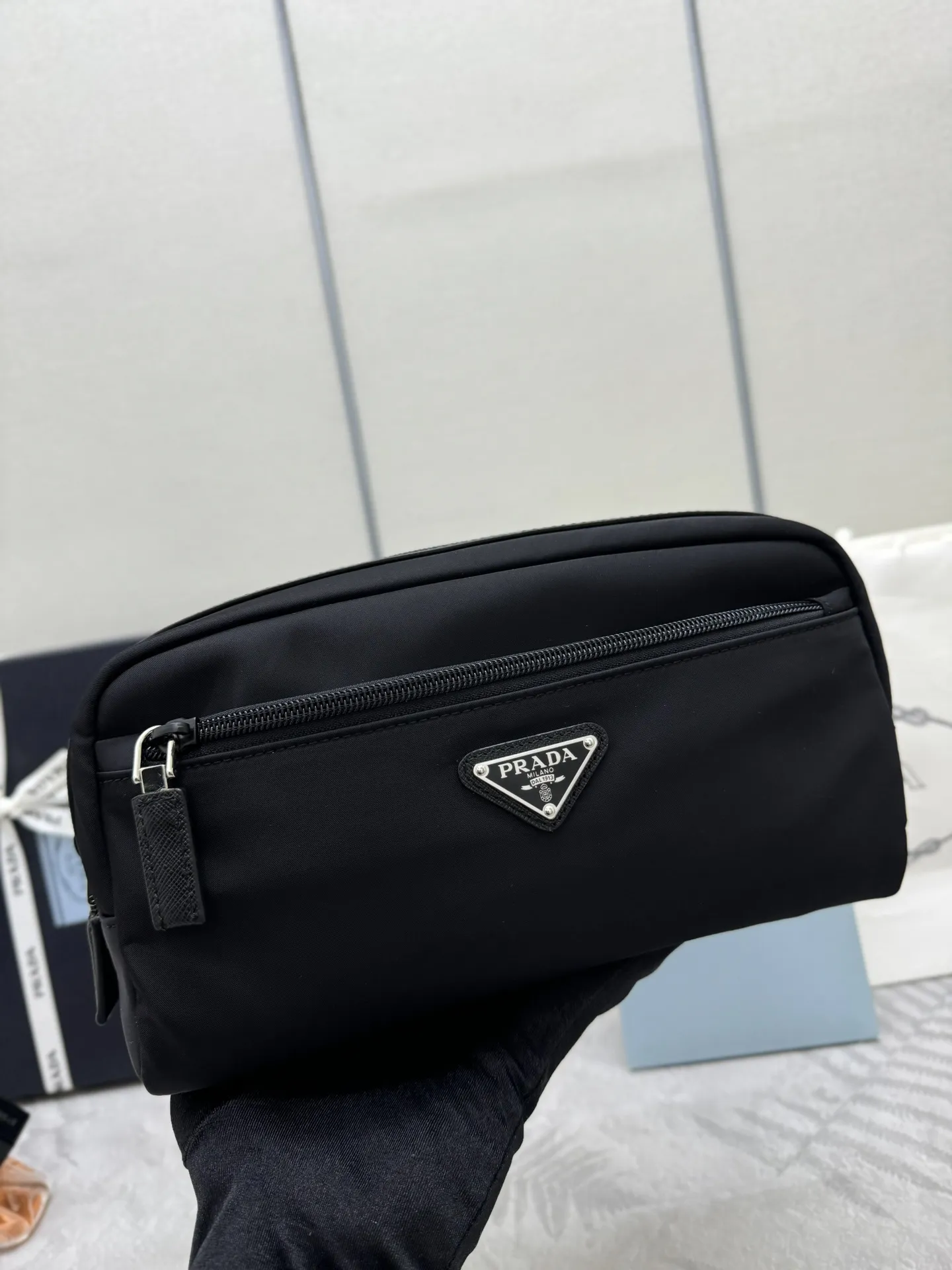 Re-Nylon Double-Layer Travel Pouch D62011402 — view 3