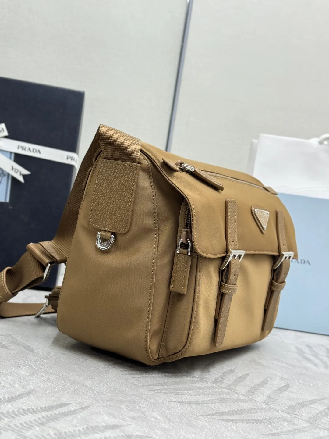 Re-Nylon Crossbody Bag with Detachable Pouch D76011406 — view 5