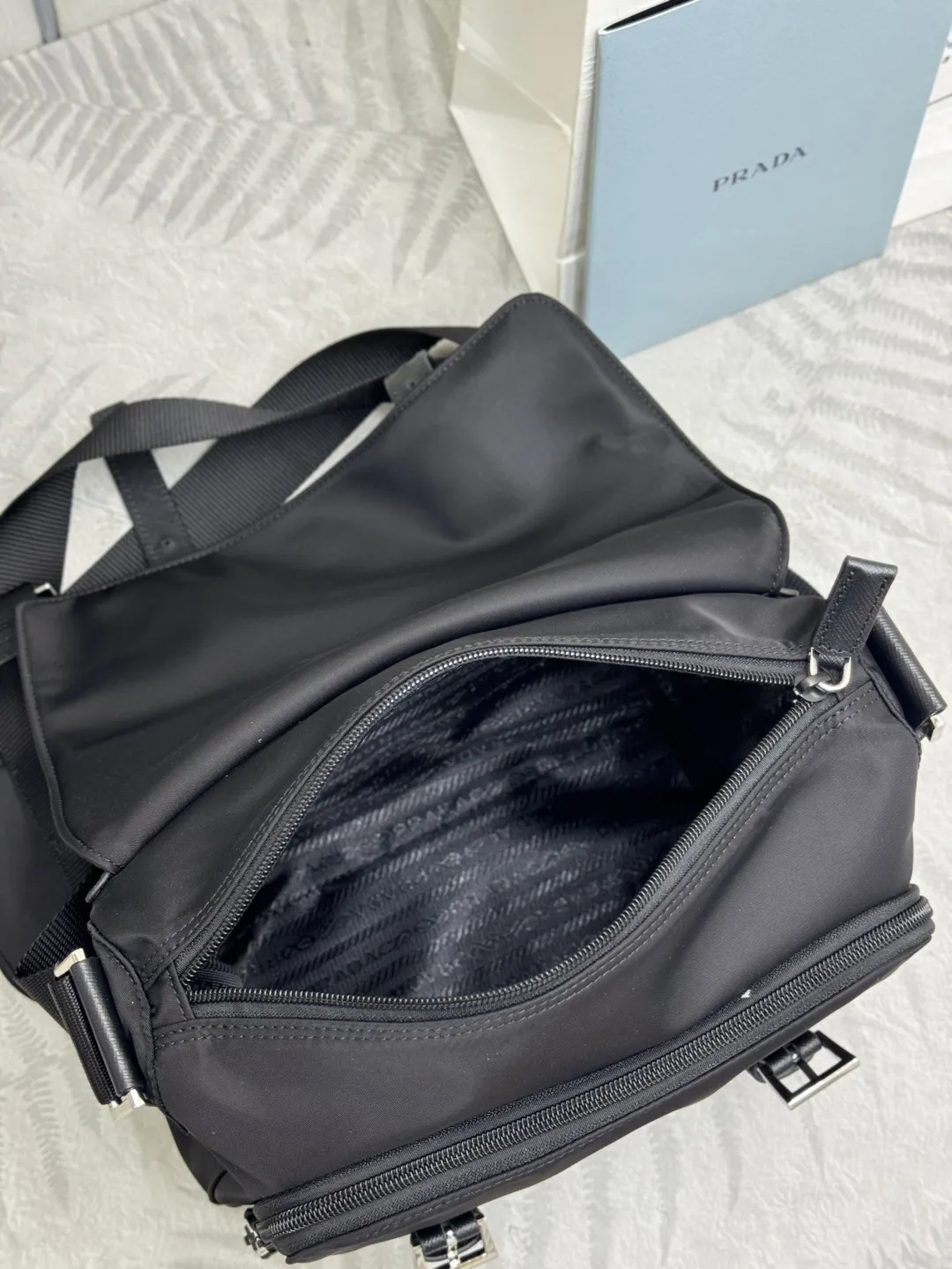 Re-Nylon Crossbody Bag with Detachable Pouch D71011407 — view 8