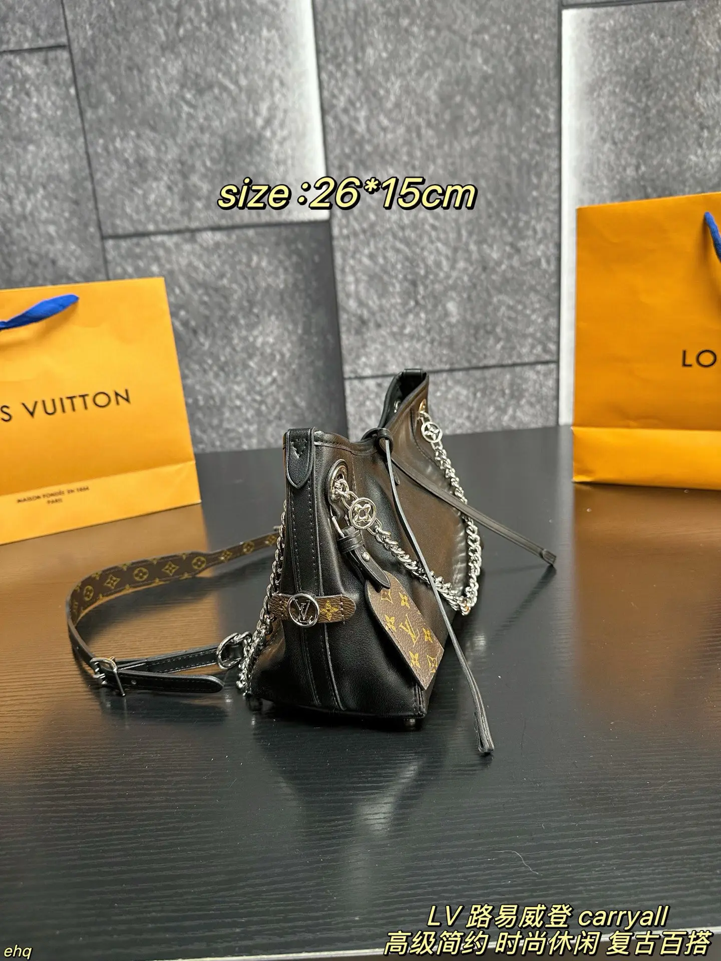 Louis Vuitton Carryall Small Lambskin Shoulder Bag D37511408 — view 3