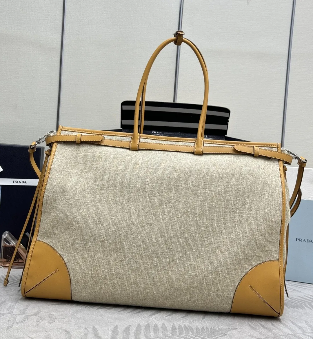 Soft Lux Linen and Leather Tote Bag D118018580 — view 2