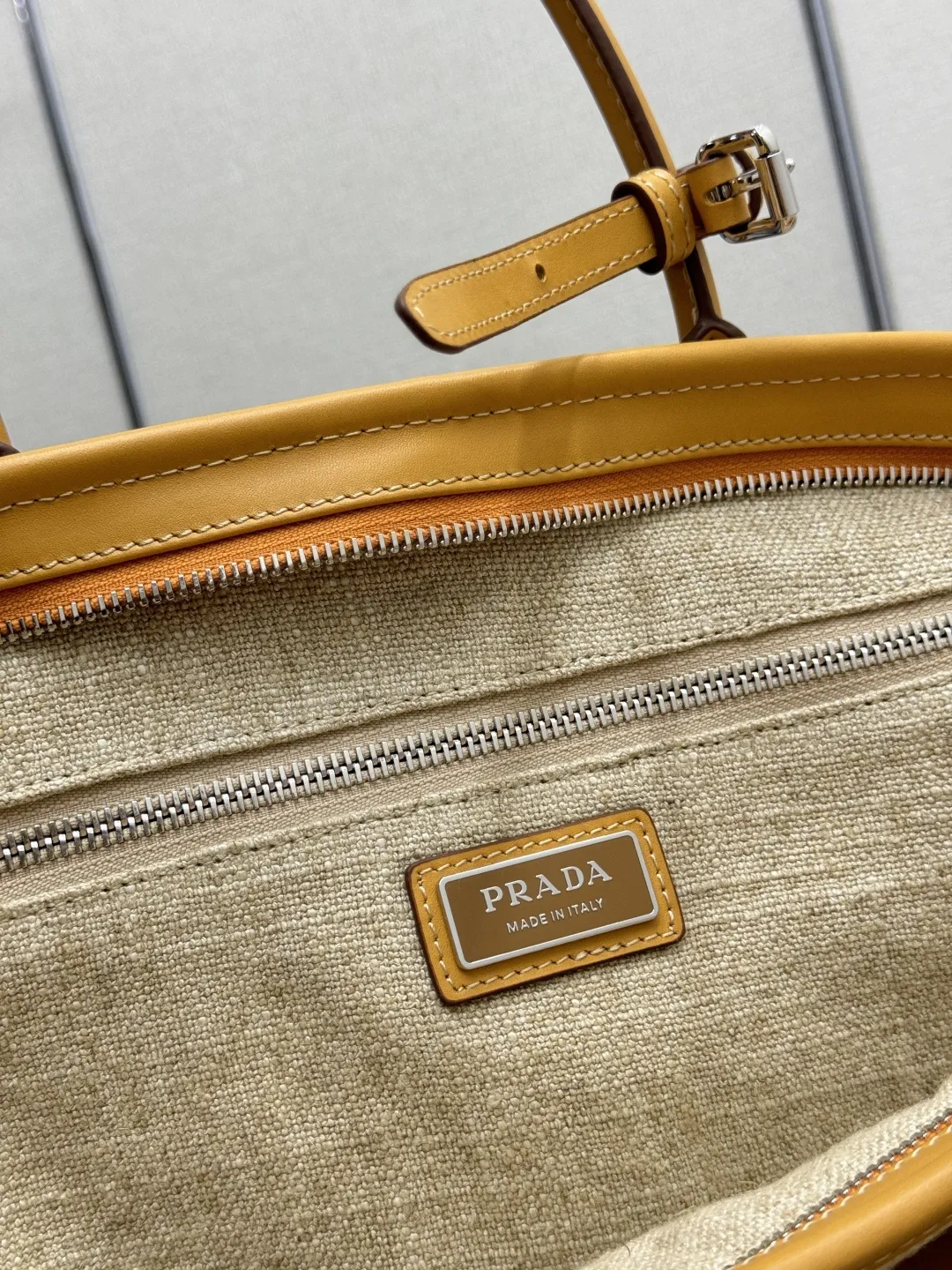 Soft Lux Linen and Leather Tote Bag D118018580 — view 9