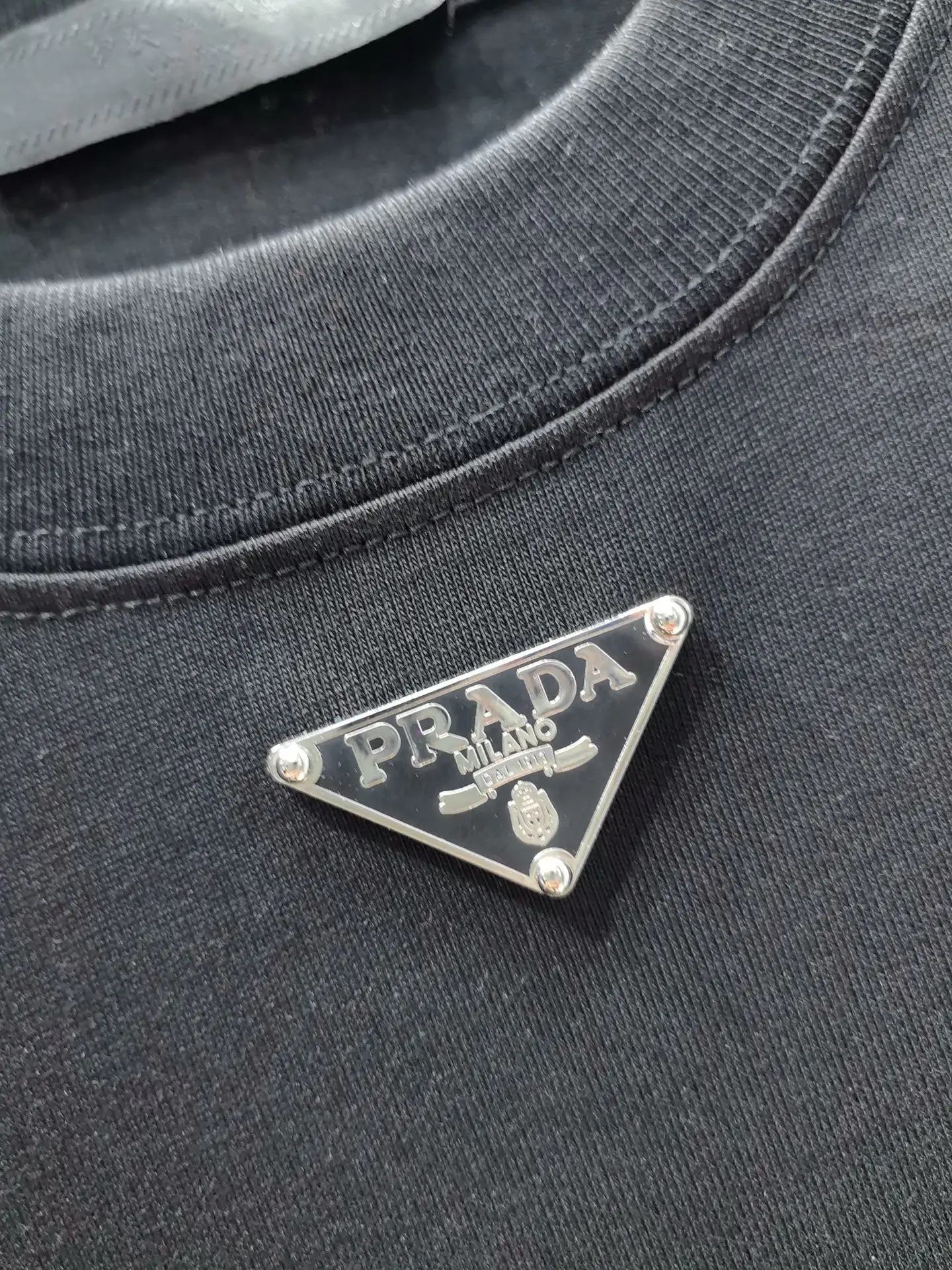 Logo-Badge Cotton Jersey T-Shirt D13513381 — view 6