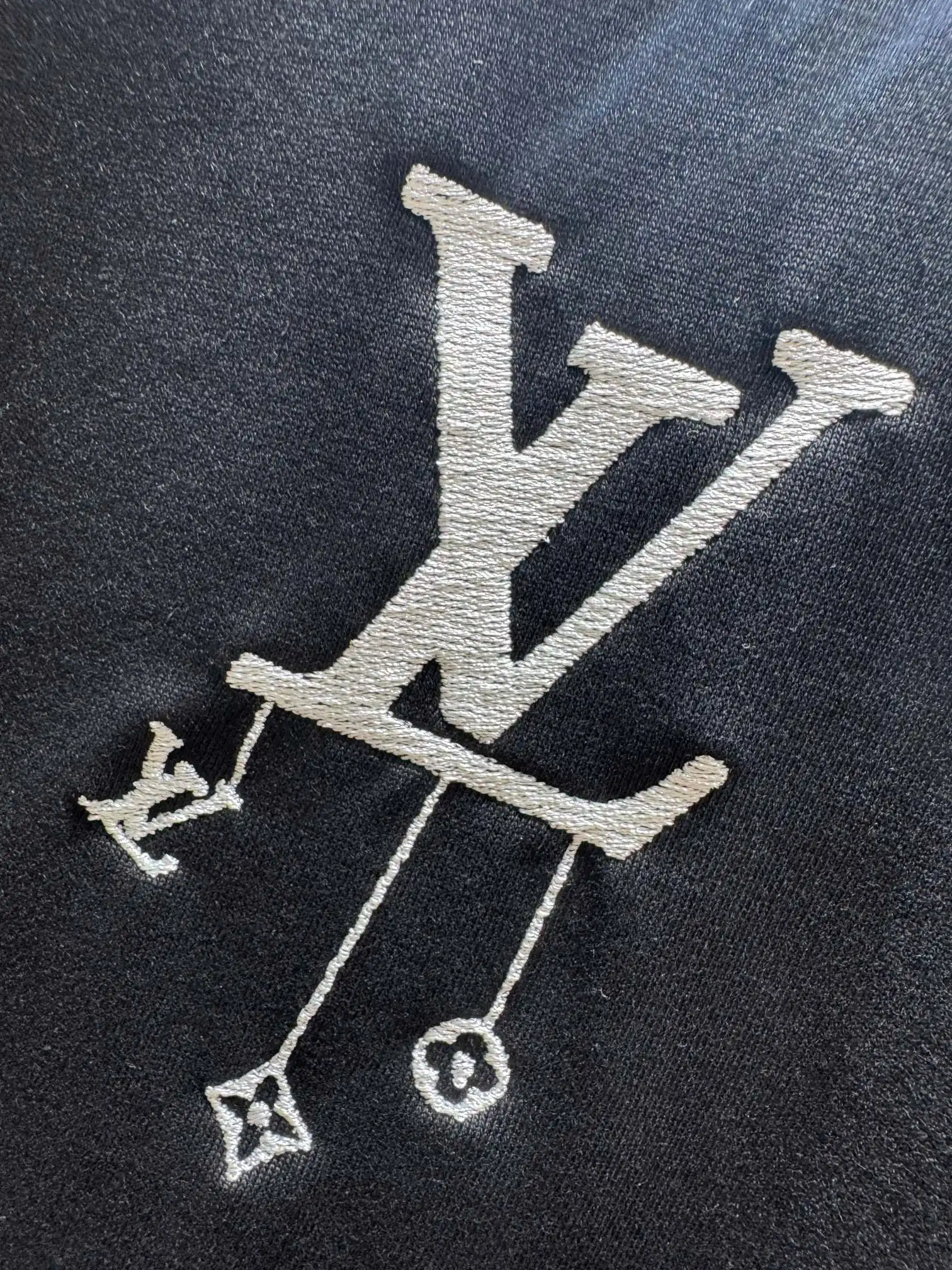 Embroidered Logo Relaxed Fit T-Shirt D13513401 — view 4