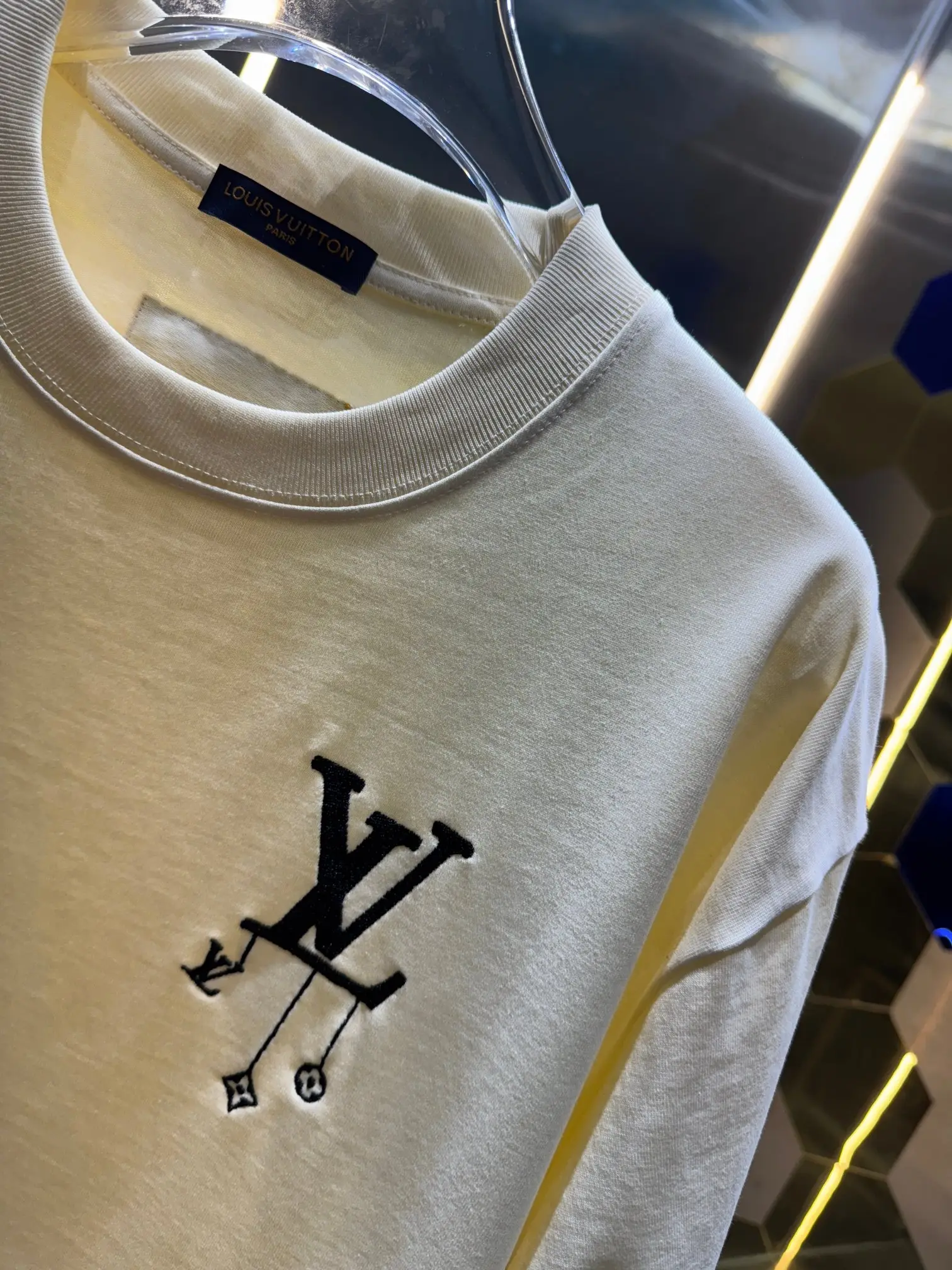 Embroidered Logo Relaxed T-Shirt D13513403 — view 3
