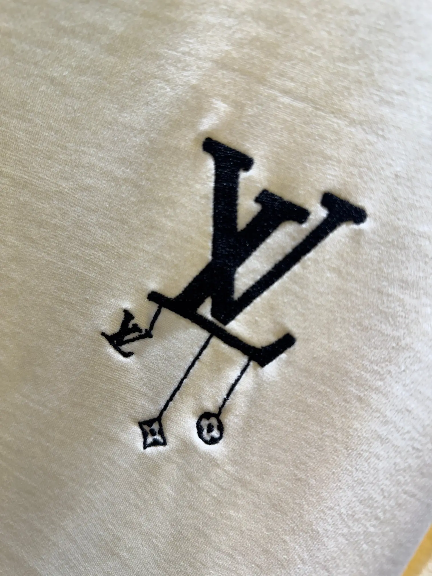 Embroidered Logo Relaxed T-Shirt D13513403 — view 4