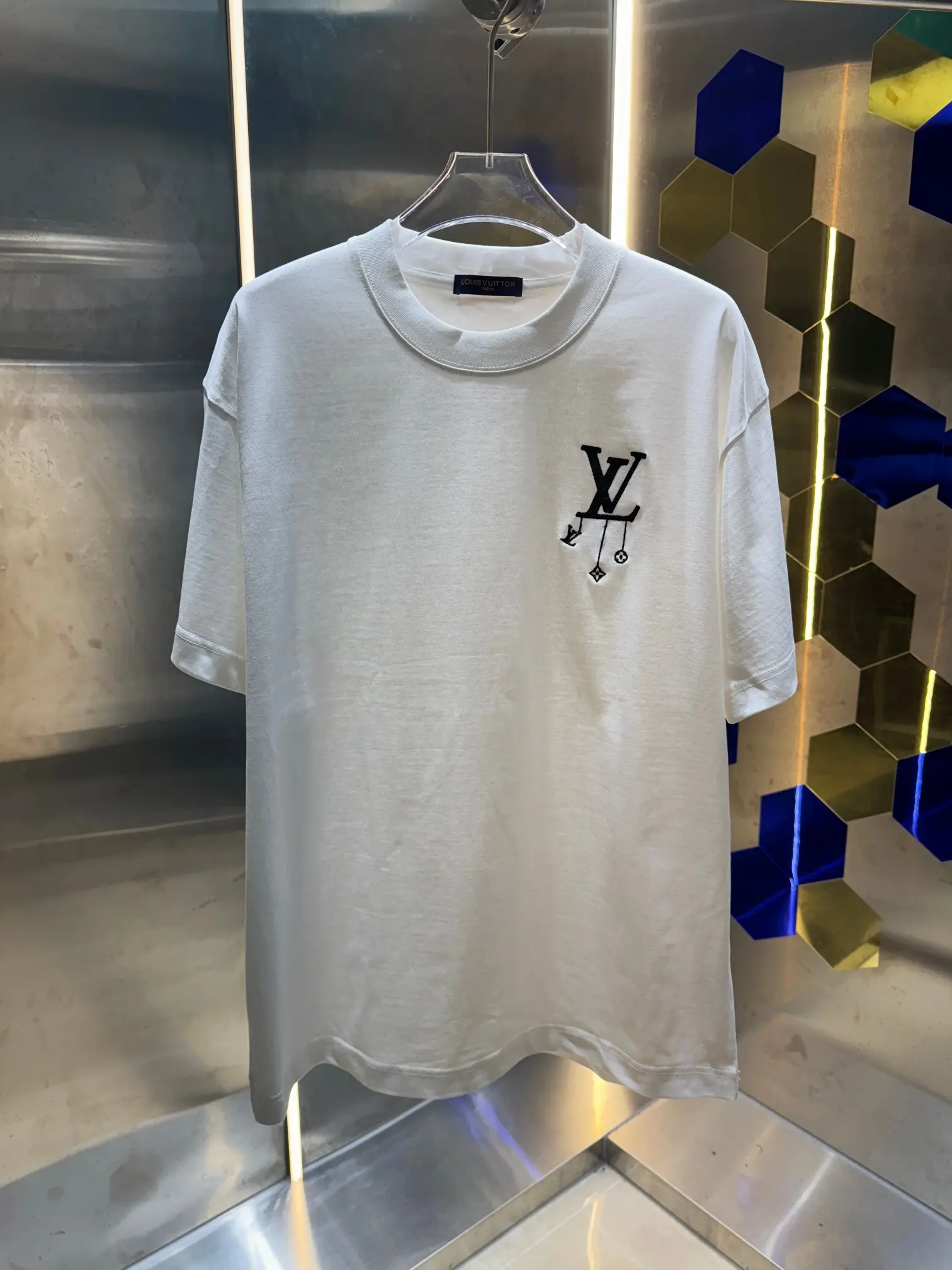 Embroidered Logo Relaxed-Fit T-Shirt D13513402