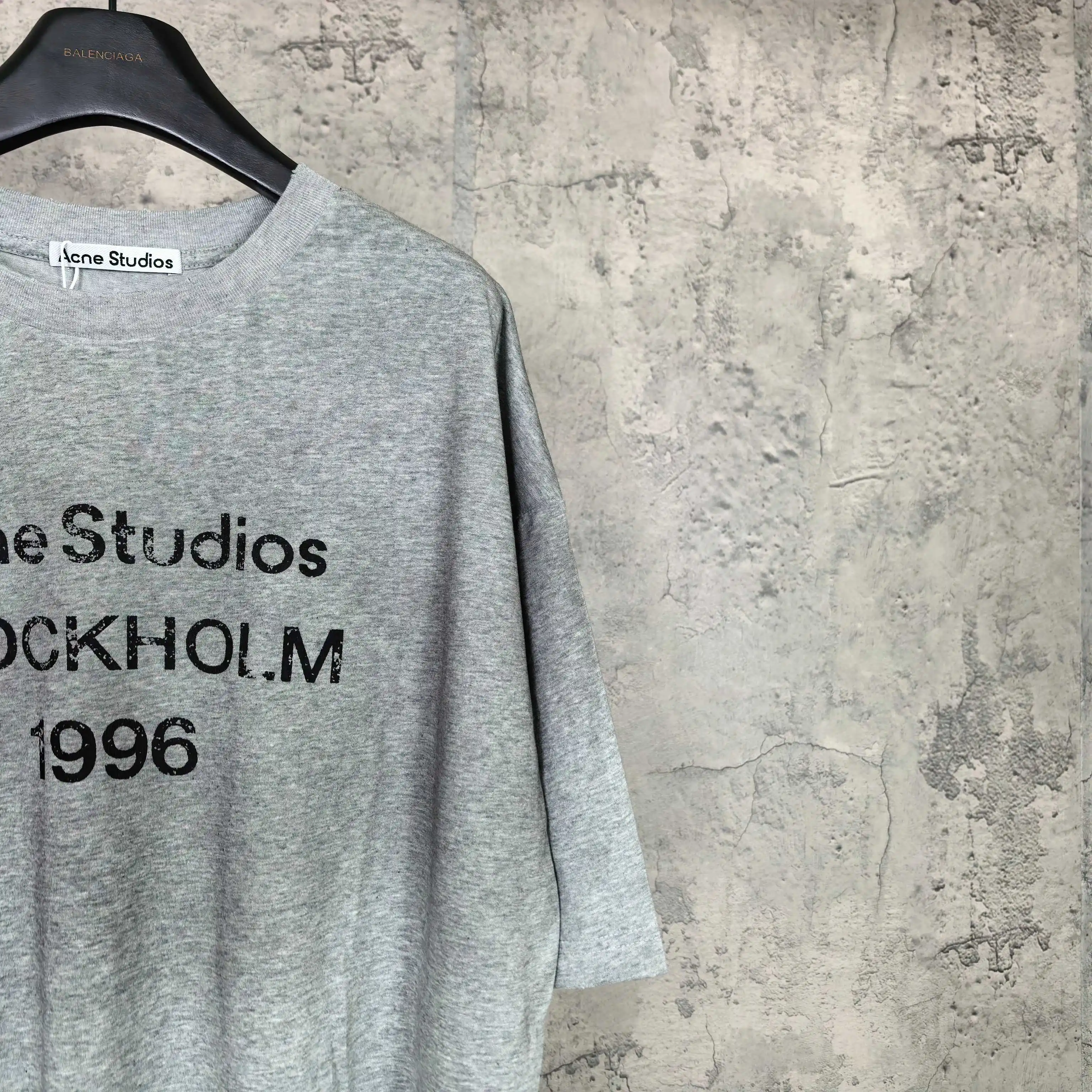 1996 Logo Distressed Mud-Wash T-Shirt D13524574 — view 9