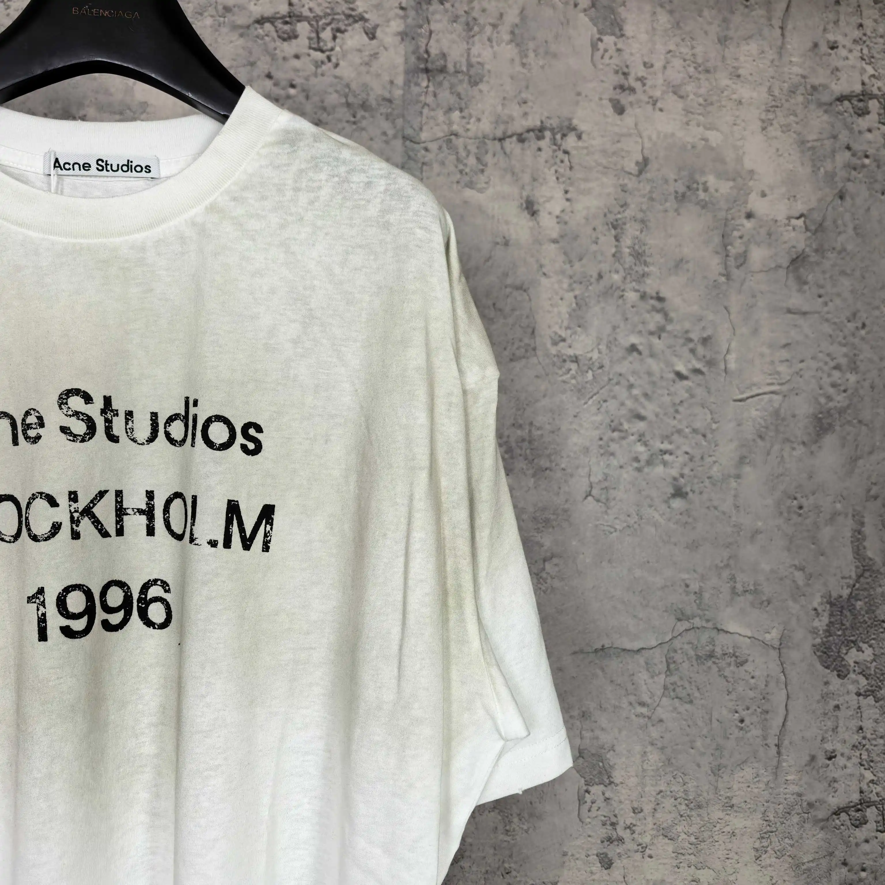 1996 Logo Distressed Cotton T-Shirt D13524572 — view 9