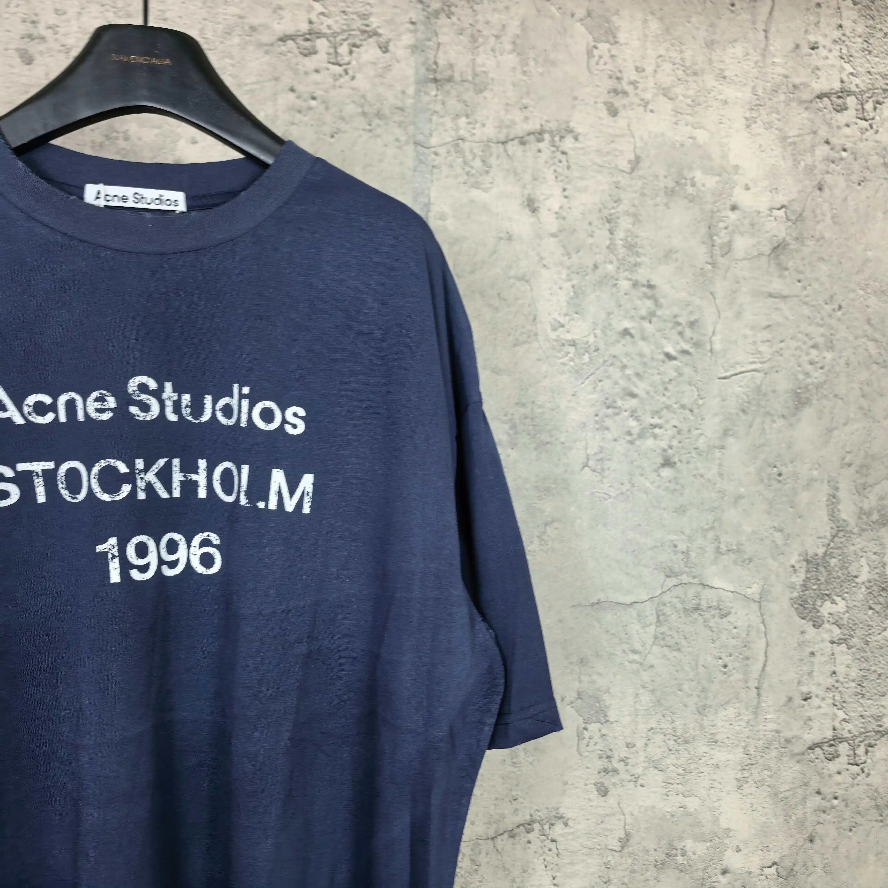 1996 Logo Distressed Cotton T-Shirt D13524573 — view 9
