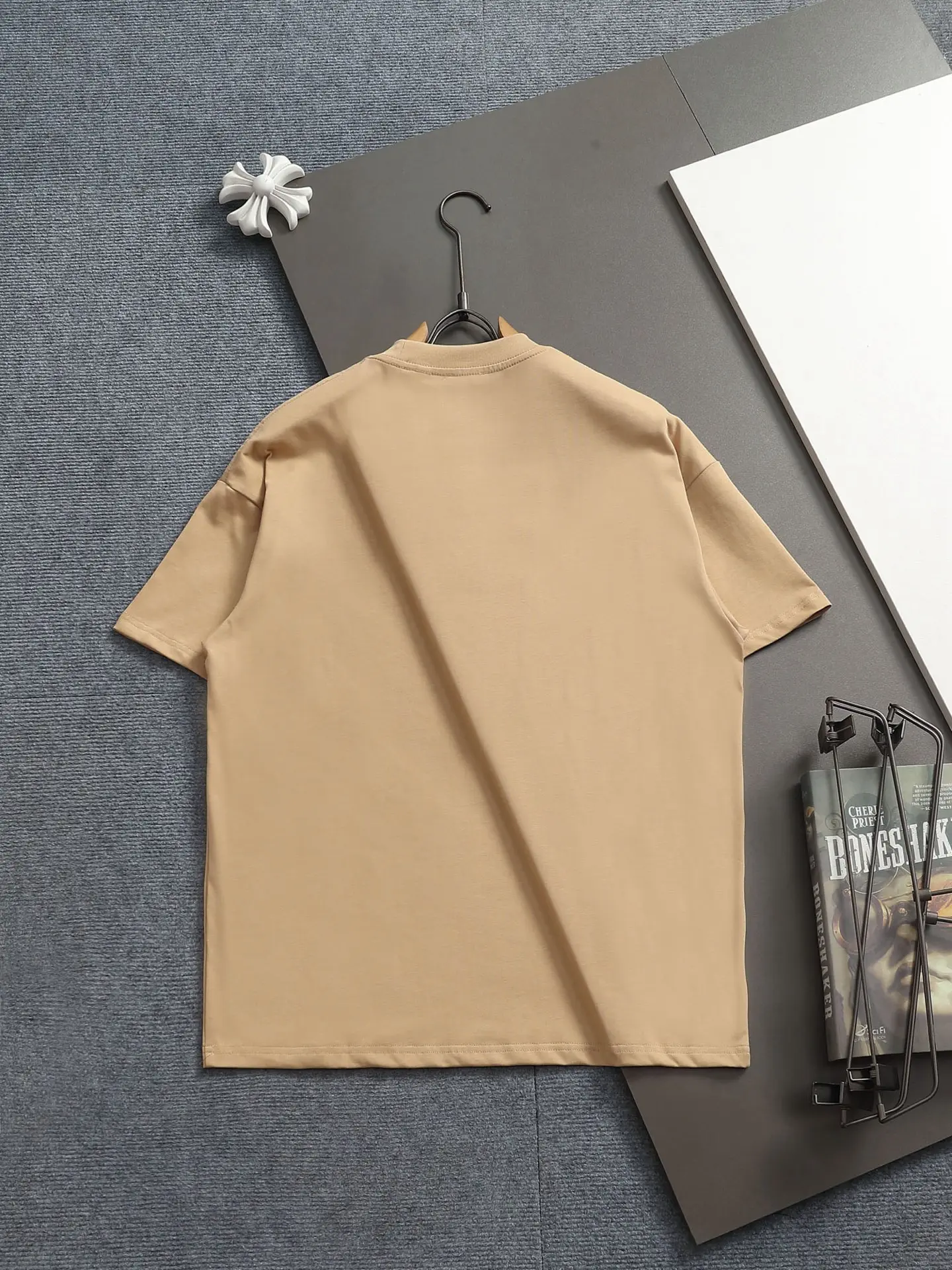 EKD Appliqué Cotton Jersey T-Shirt D13513686 — view 2