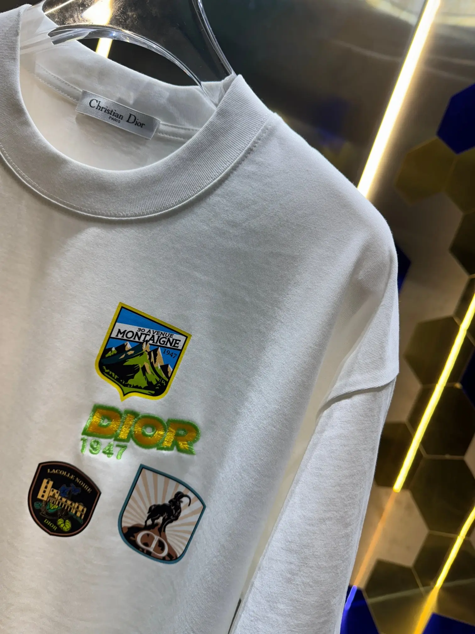 Logo Patch Embroidered Cotton T-Shirt D13513394 — view 2