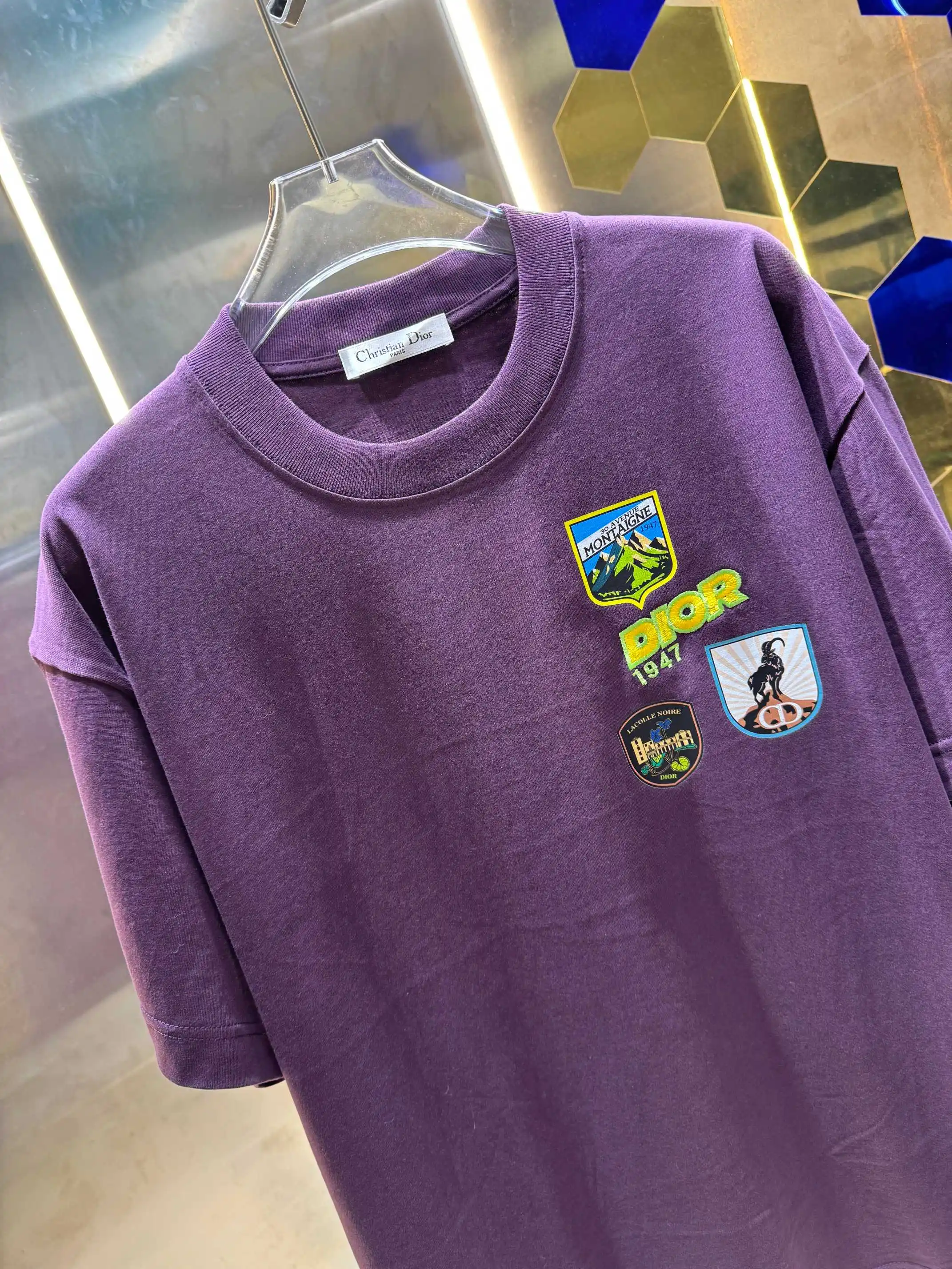 Logo Patch Embroidered Cotton T-Shirt D13513396 — view 2
