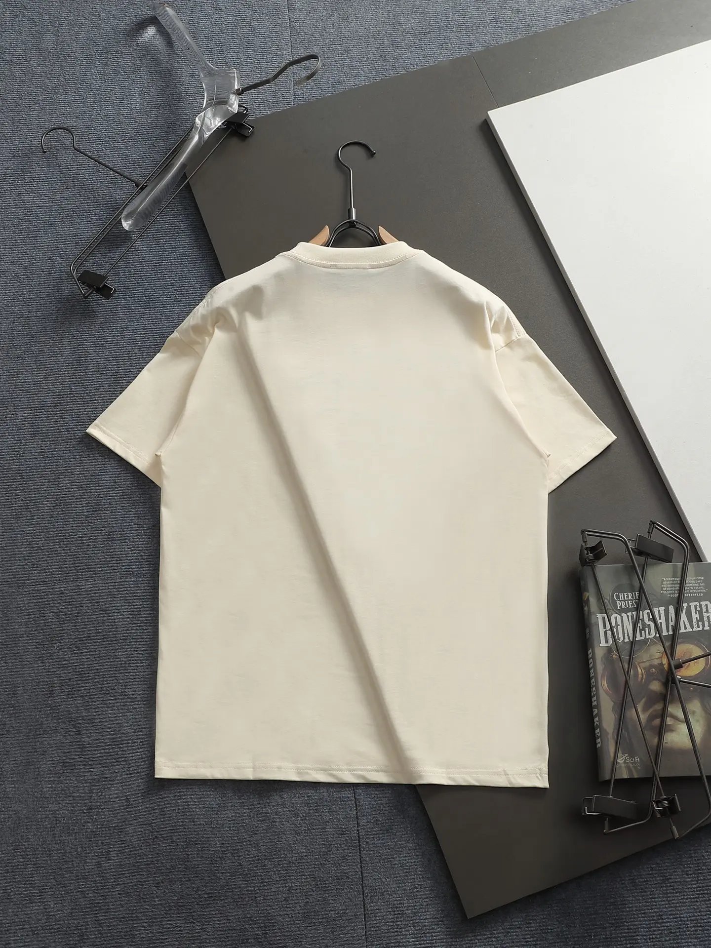 Interlocking G Embroidered Cotton T-Shirt D13513680 — view 2