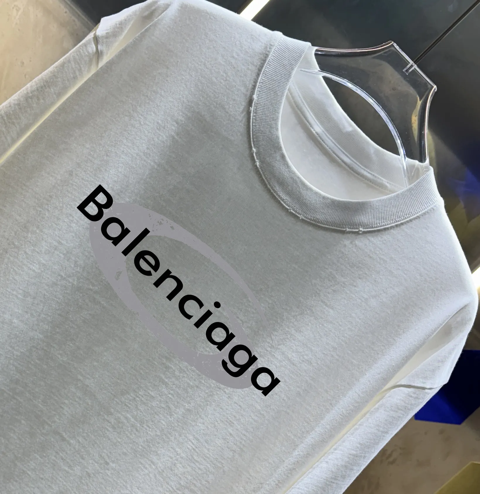 Logo Print Distressed Cotton T-Shirt D14013421 — view 2