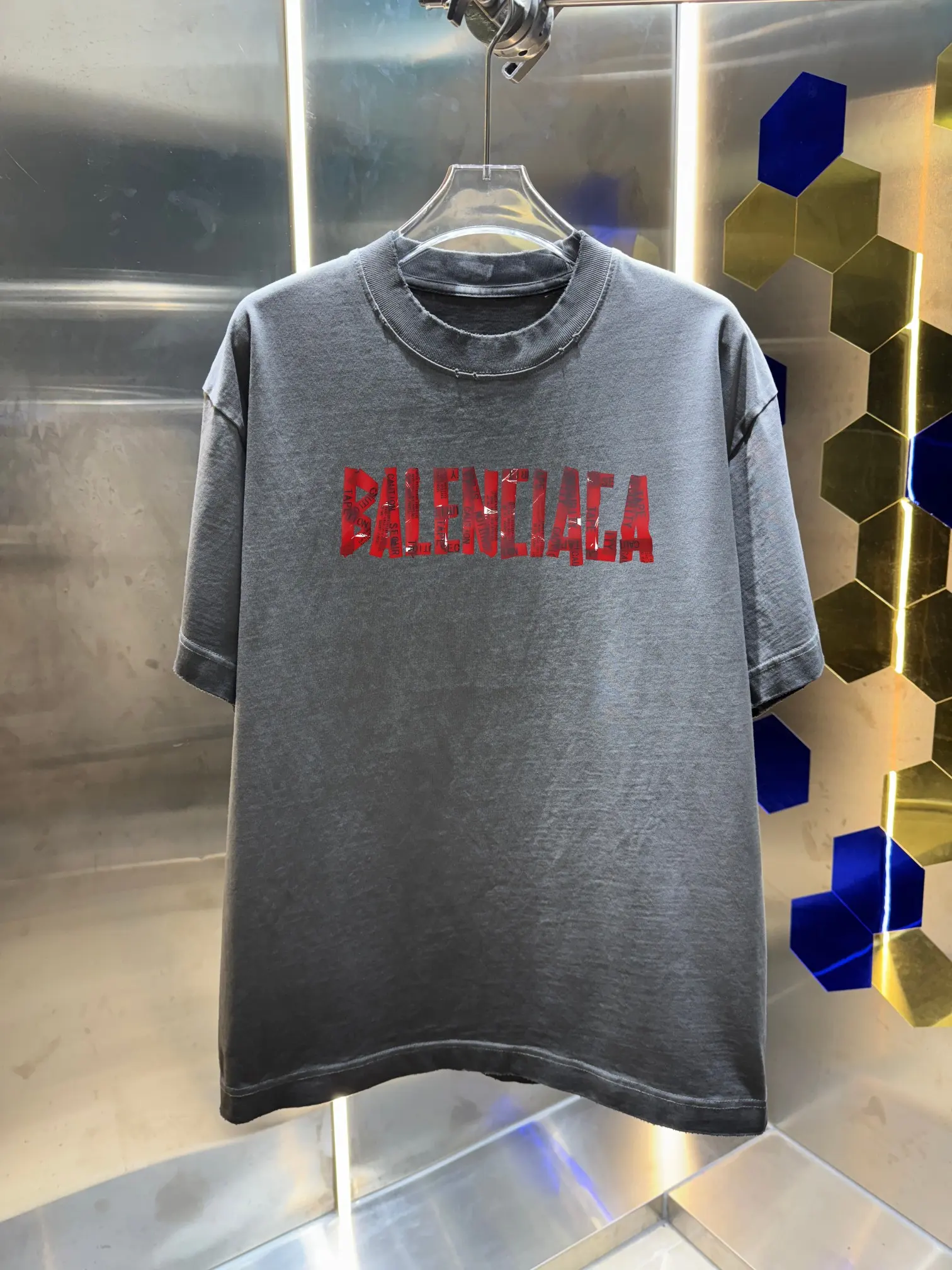 Logo Print Distressed Cotton T-Shirt D14013411