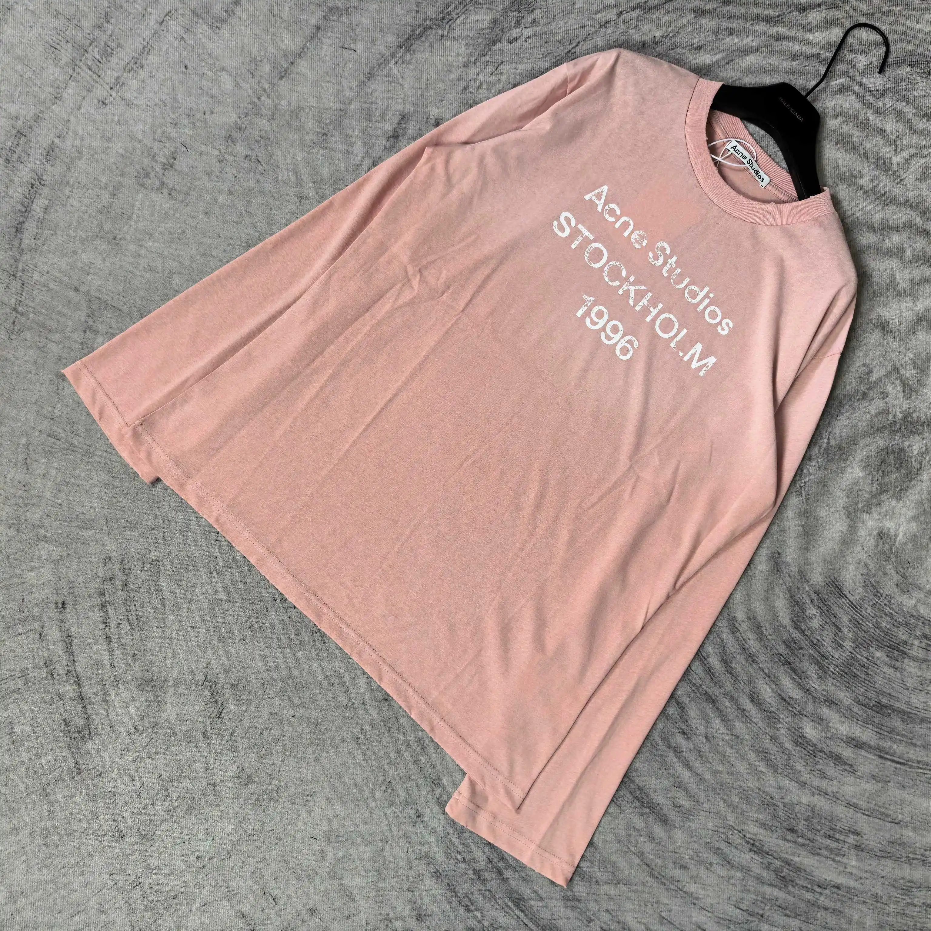 1996 Logo Print Distressed Long-Sleeve T-Shirt D14024566 — view 4