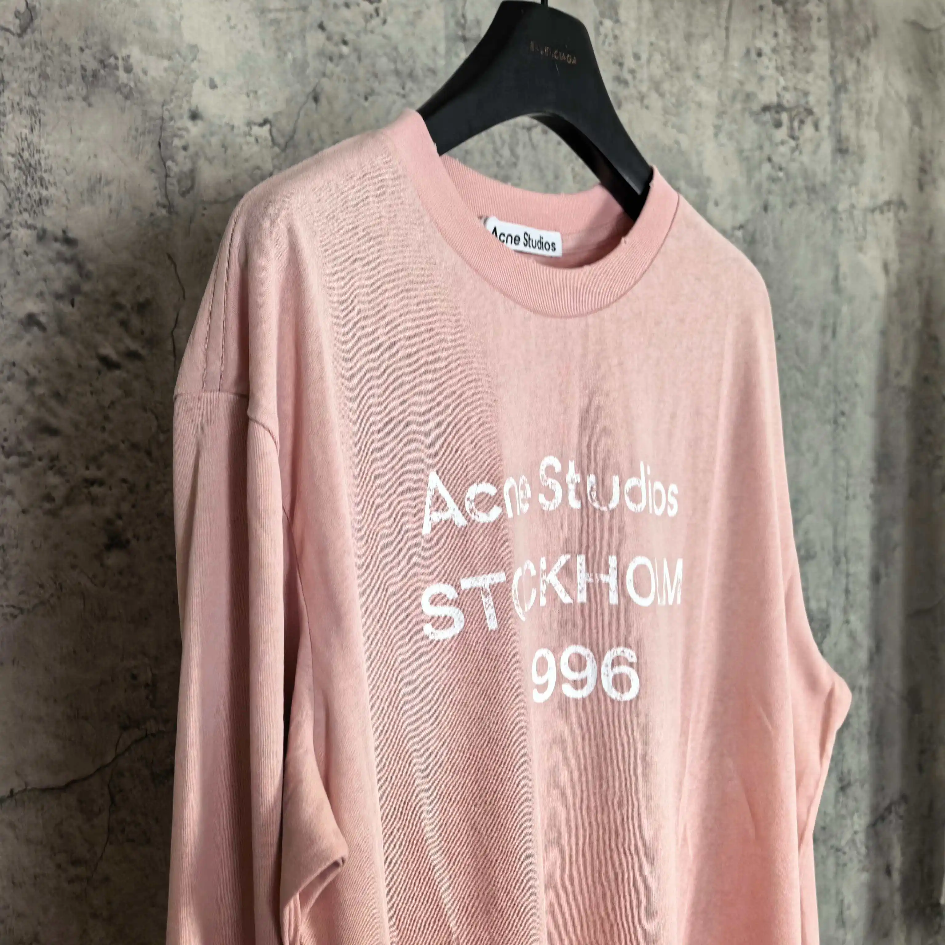 1996 Logo Print Distressed Long-Sleeve T-Shirt D14024566 — view 7