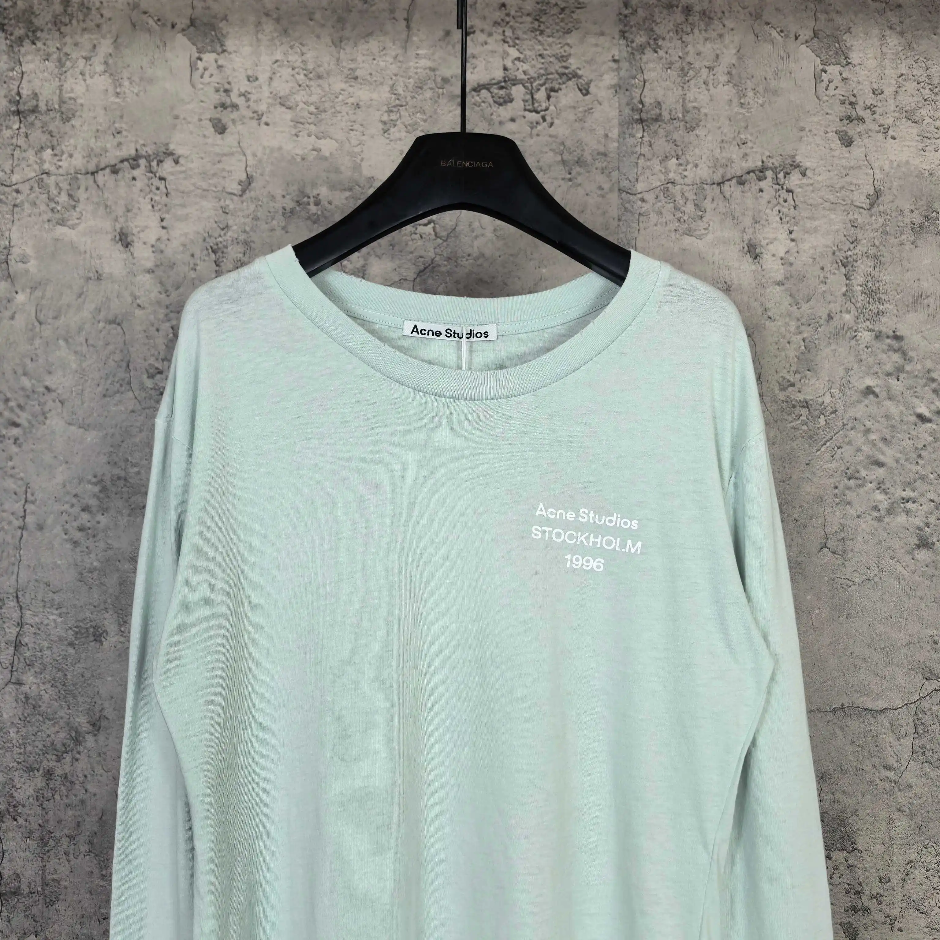 Logo-Print Long-Sleeved Cotton T-Shirt D14024558 — view 3