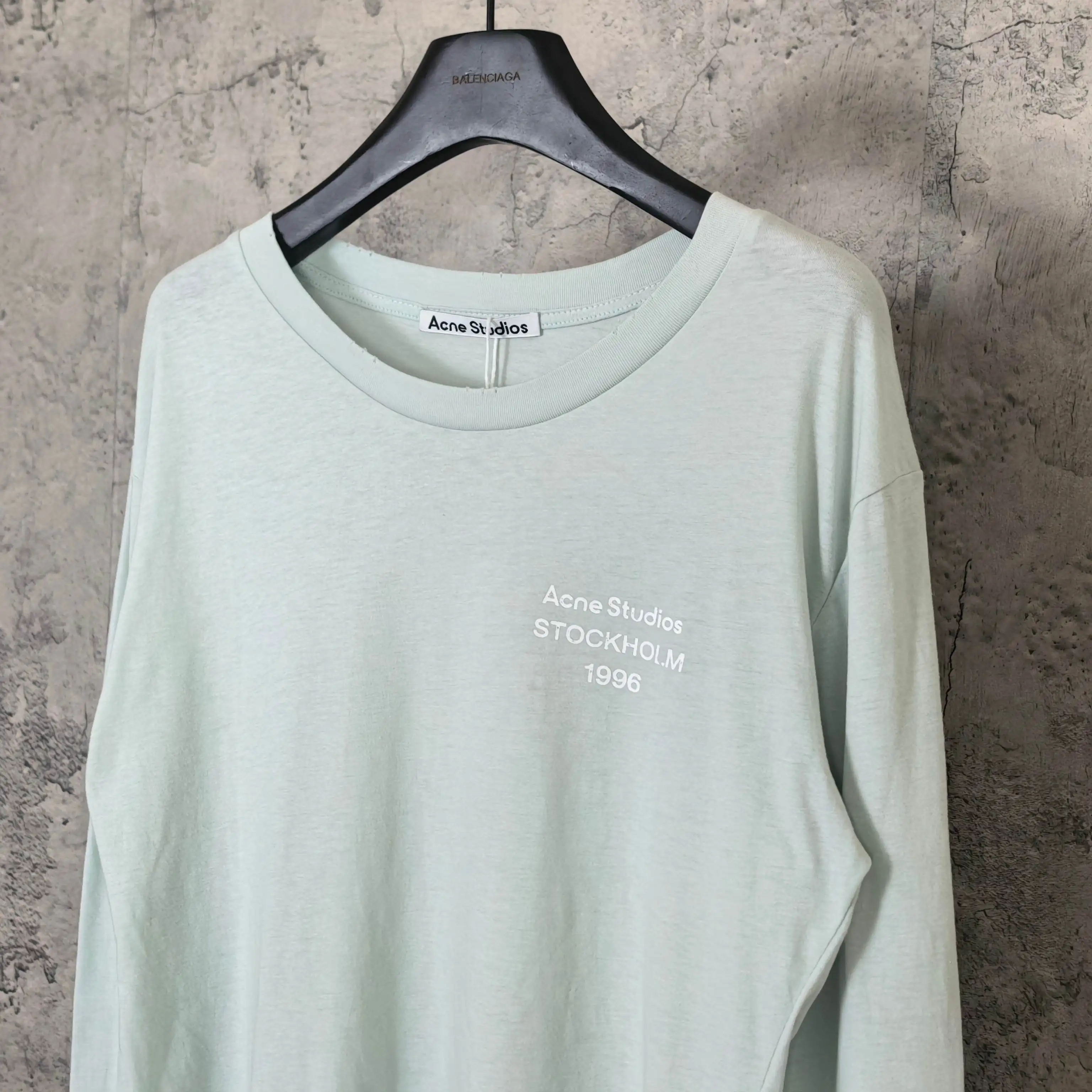 Logo-Print Long-Sleeved Cotton T-Shirt D14024558 — view 9