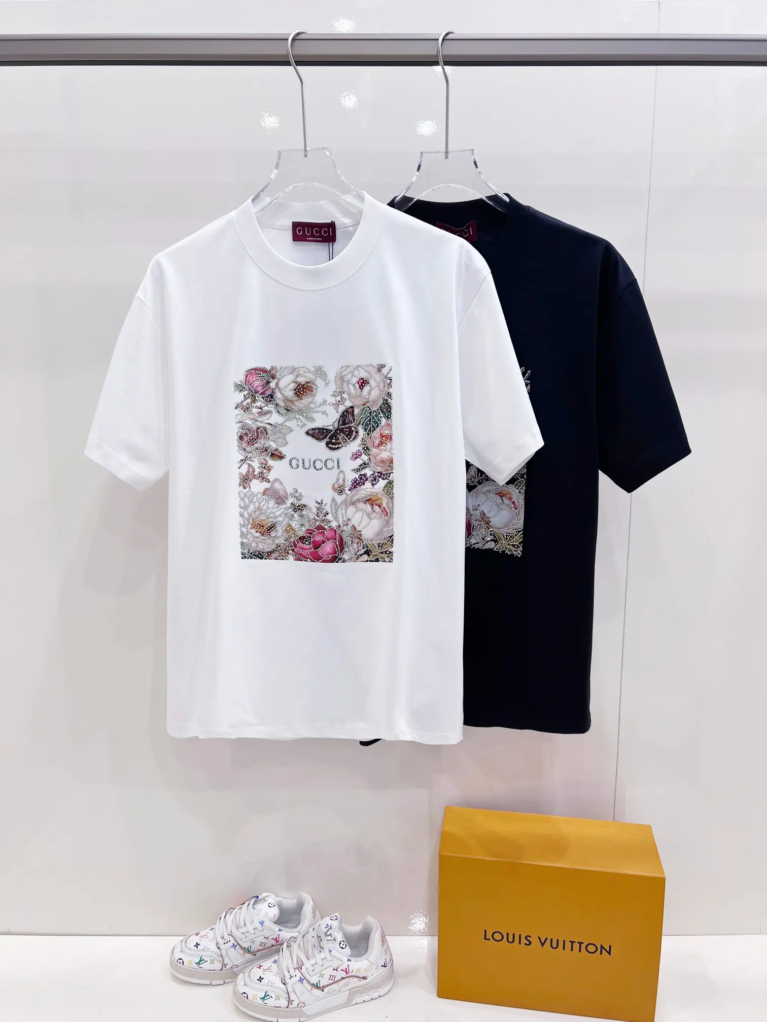 Floral Print Rhinestone-Embellished T-Shirt D14521444 — view 9