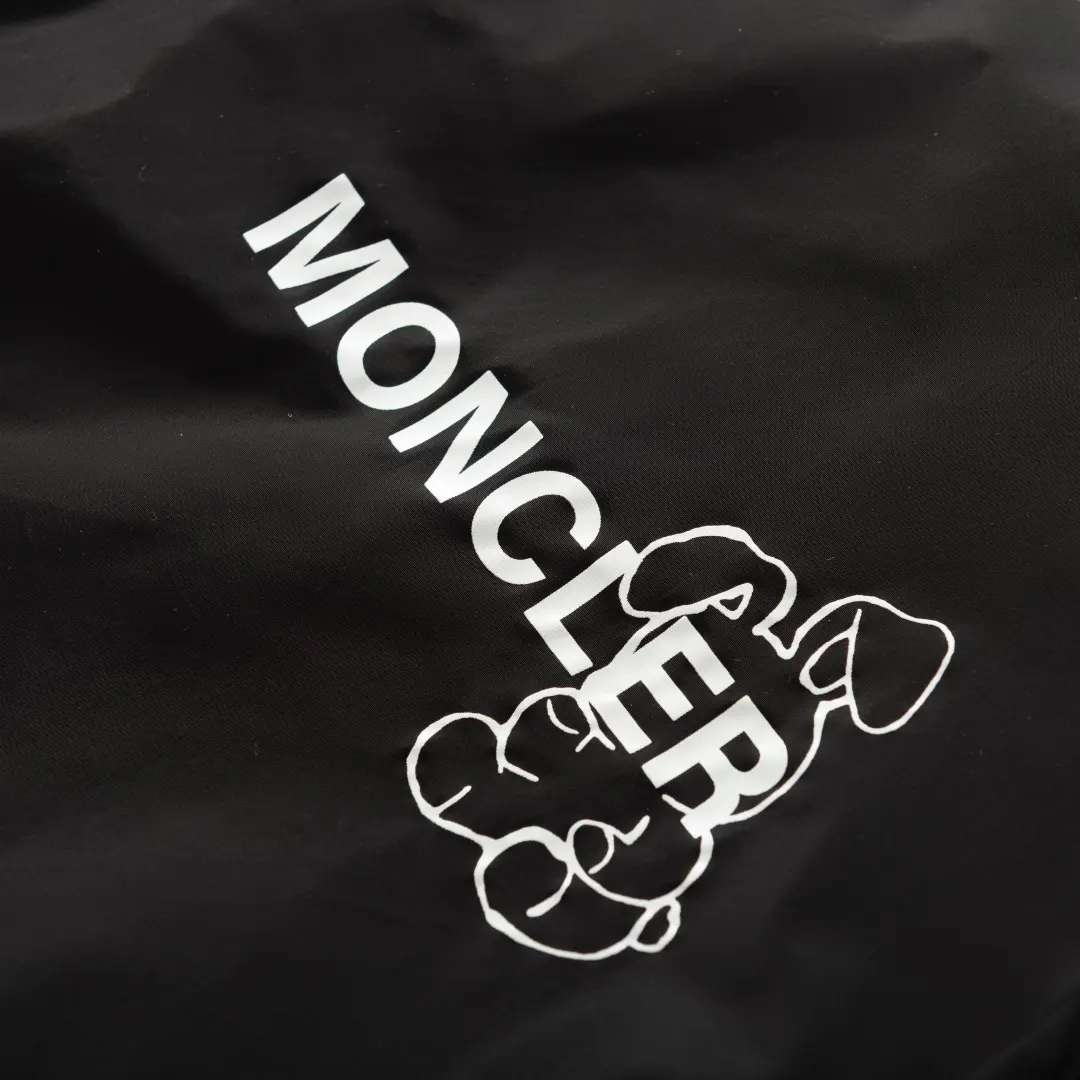 Moncler x Fragment Logo Print Lightweight Jacket D14521659 — view 4