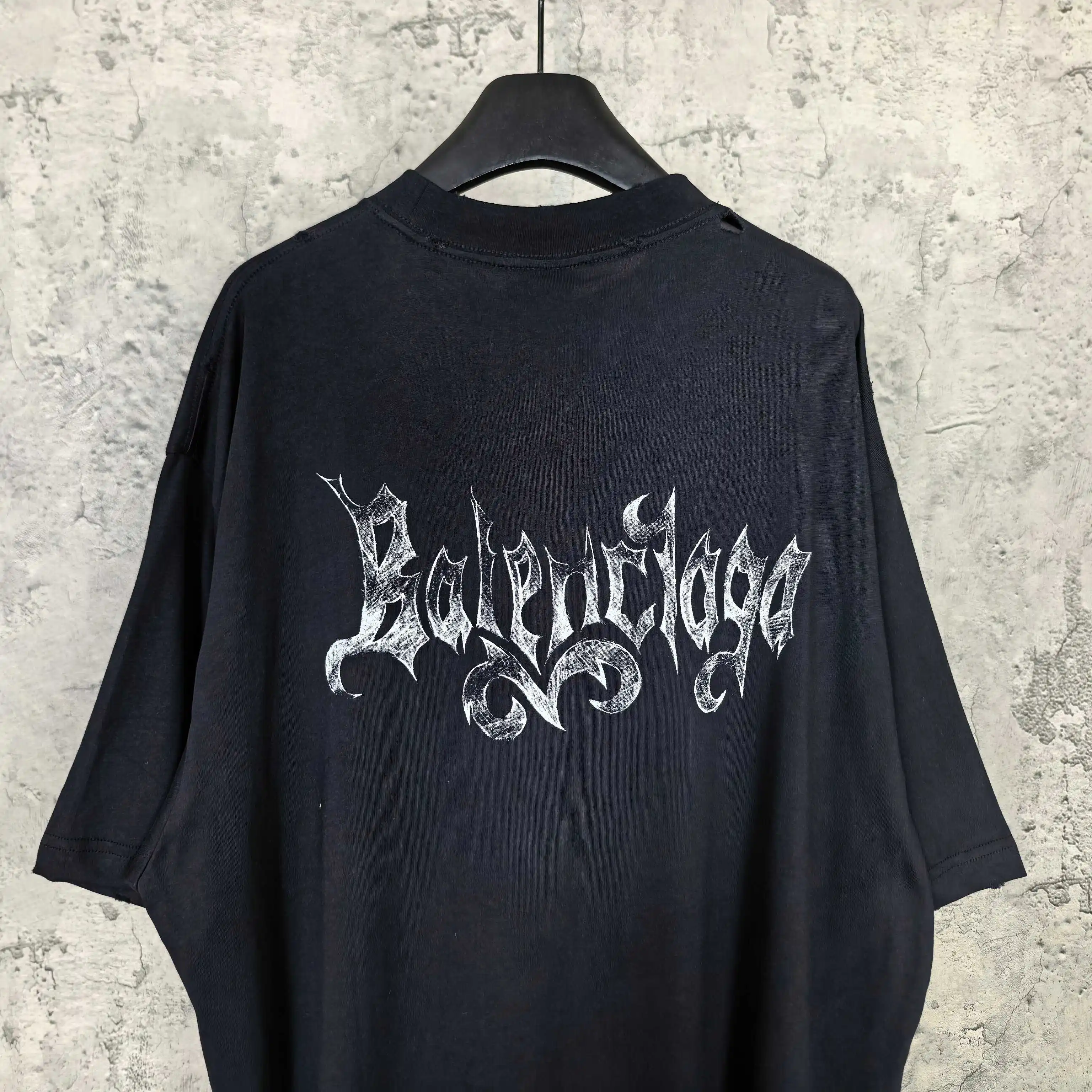 Gothic Logo Print Oversized T-Shirt D14524475 — view 6