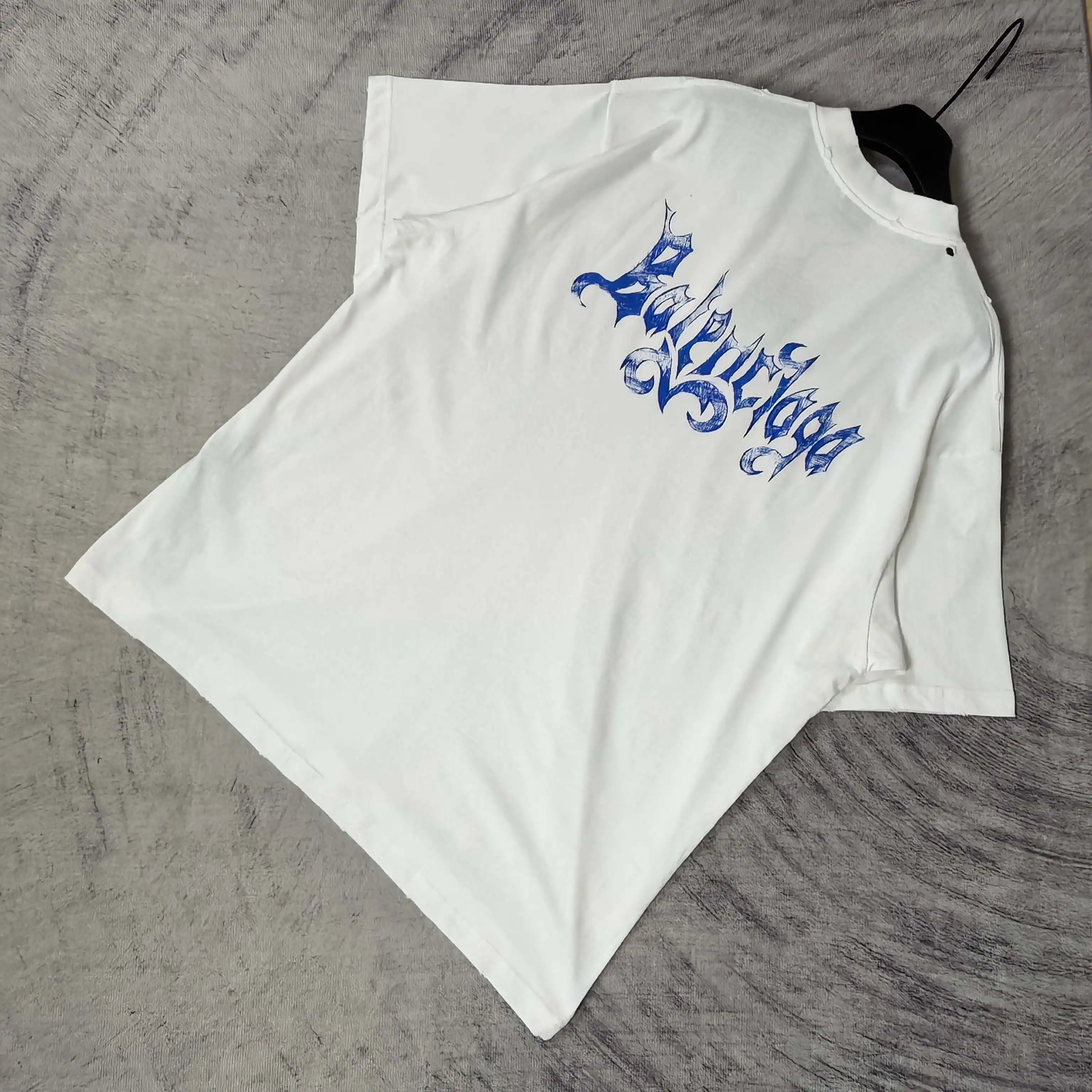 Gothic Logo Print Oversized T-Shirt D14524474 — view 5