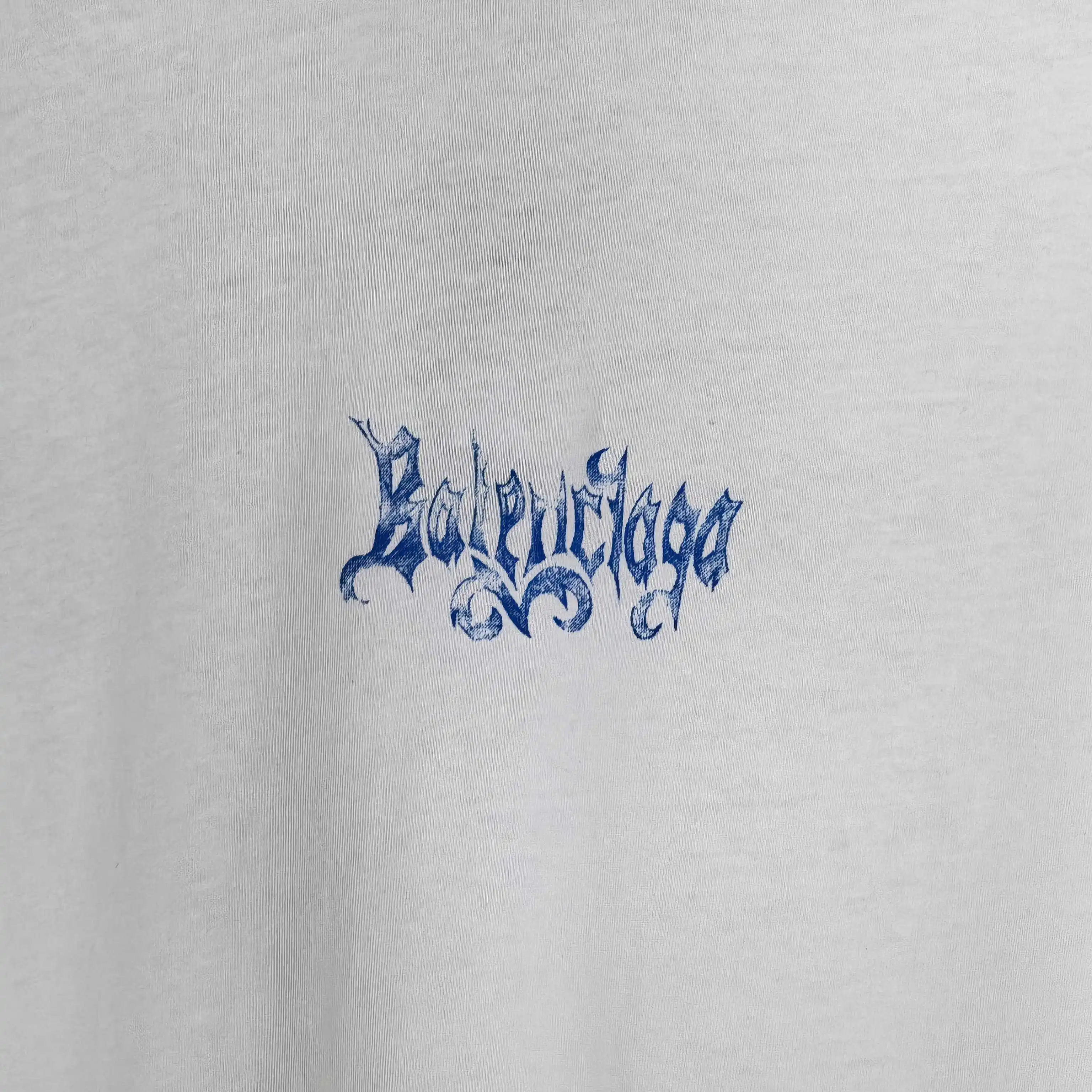 Gothic Logo Print Oversized T-Shirt D14524474 — view 8