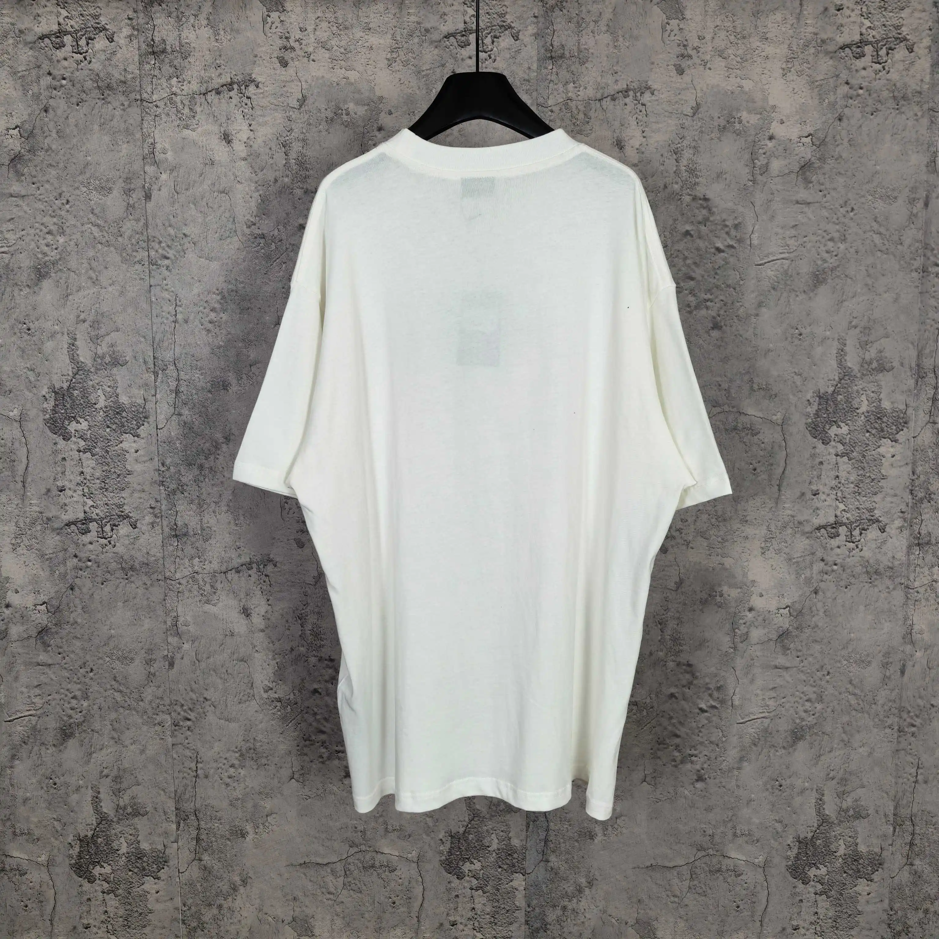 Wet Brush Logo Oversized T-Shirt D14524485 — view 2