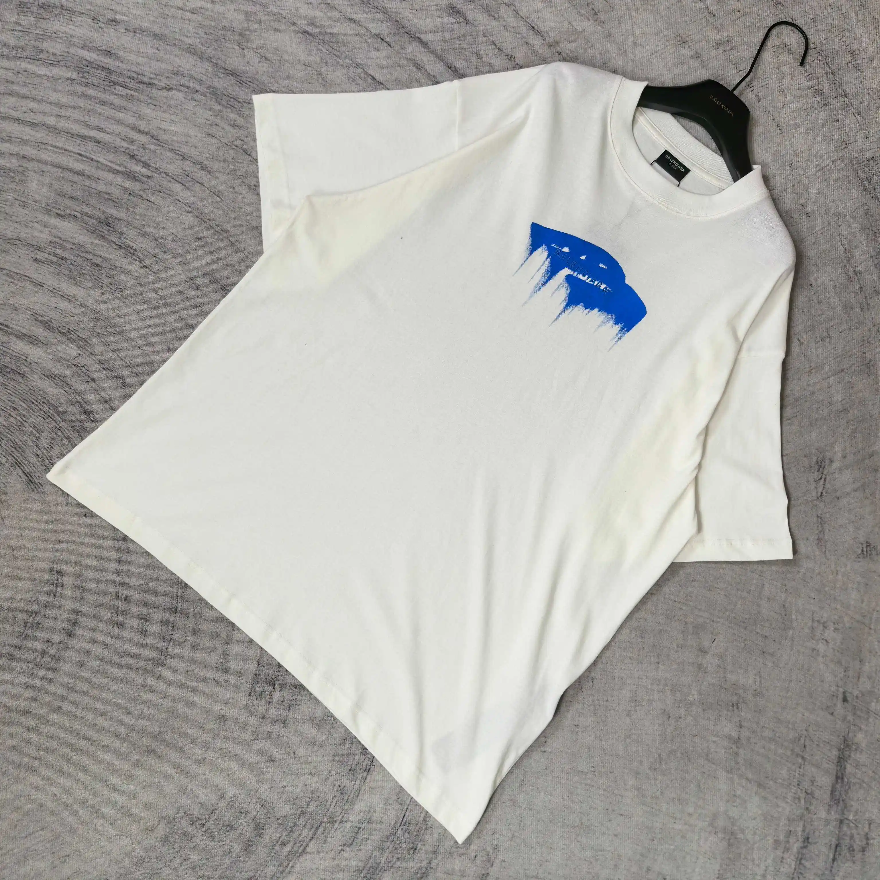 Wet Brush Logo Oversized T-Shirt D14524485 — view 4