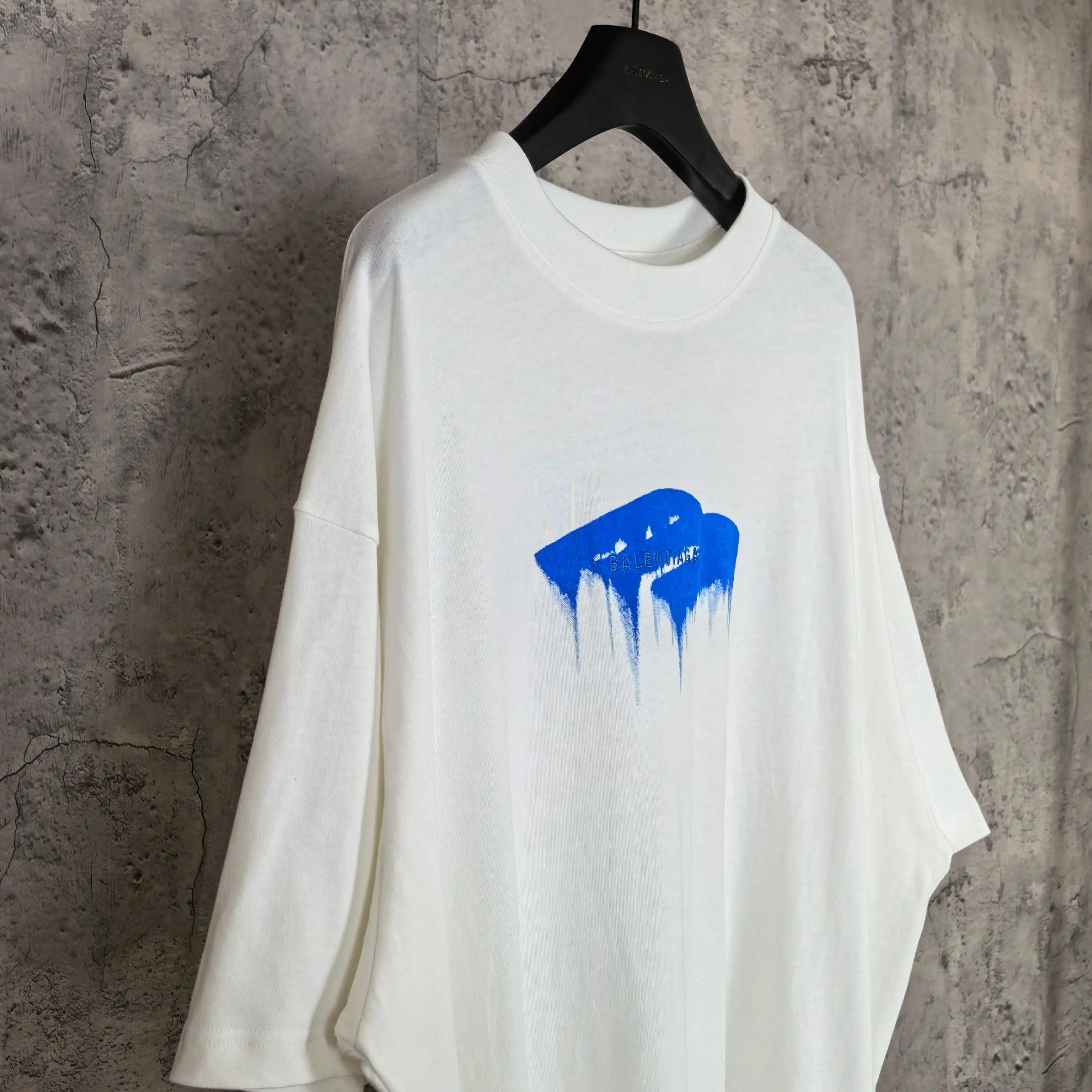 Wet Brush Logo Oversized T-Shirt D14524485 — view 7
