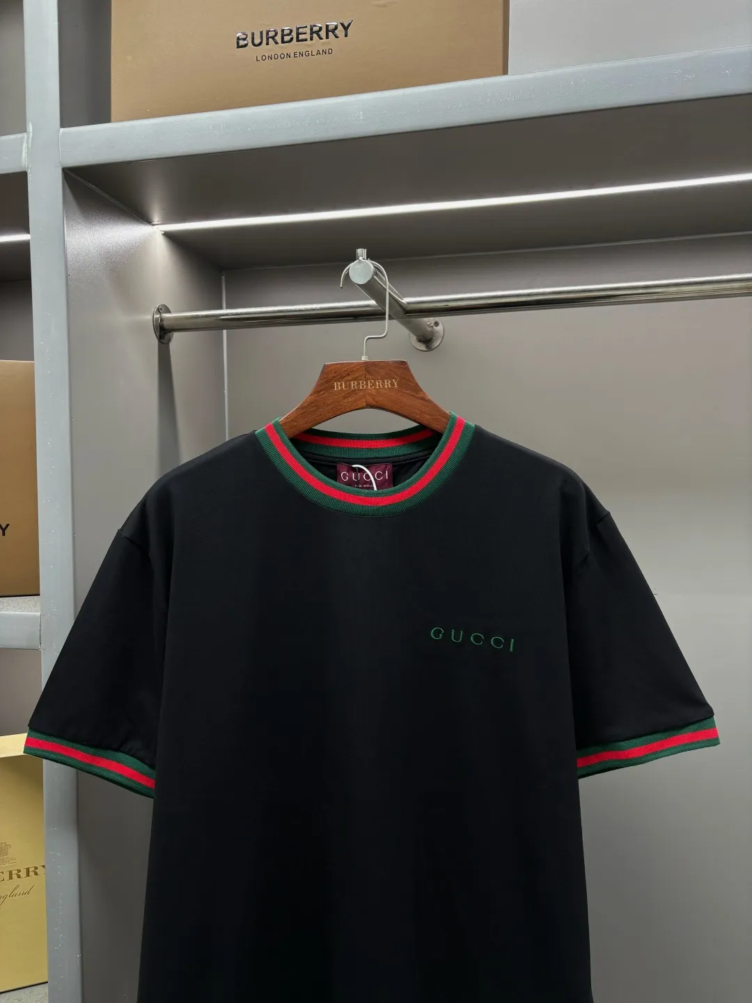Web-Stripe Trim Embroidered Cotton T-Shirt D14513531 — view 2