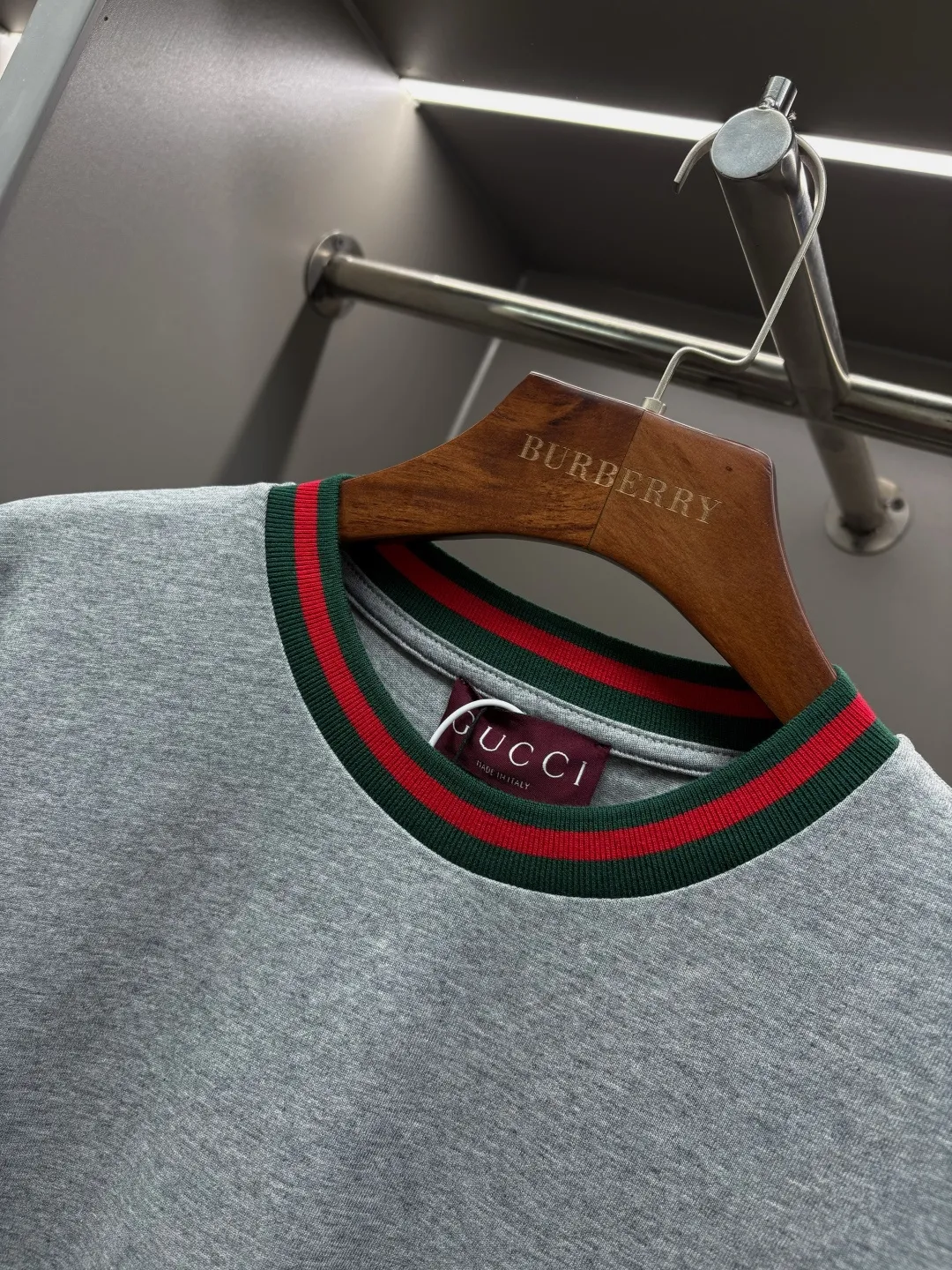 Web-Stripe Trim Logo Embroidered T-Shirt D14513533 — view 4