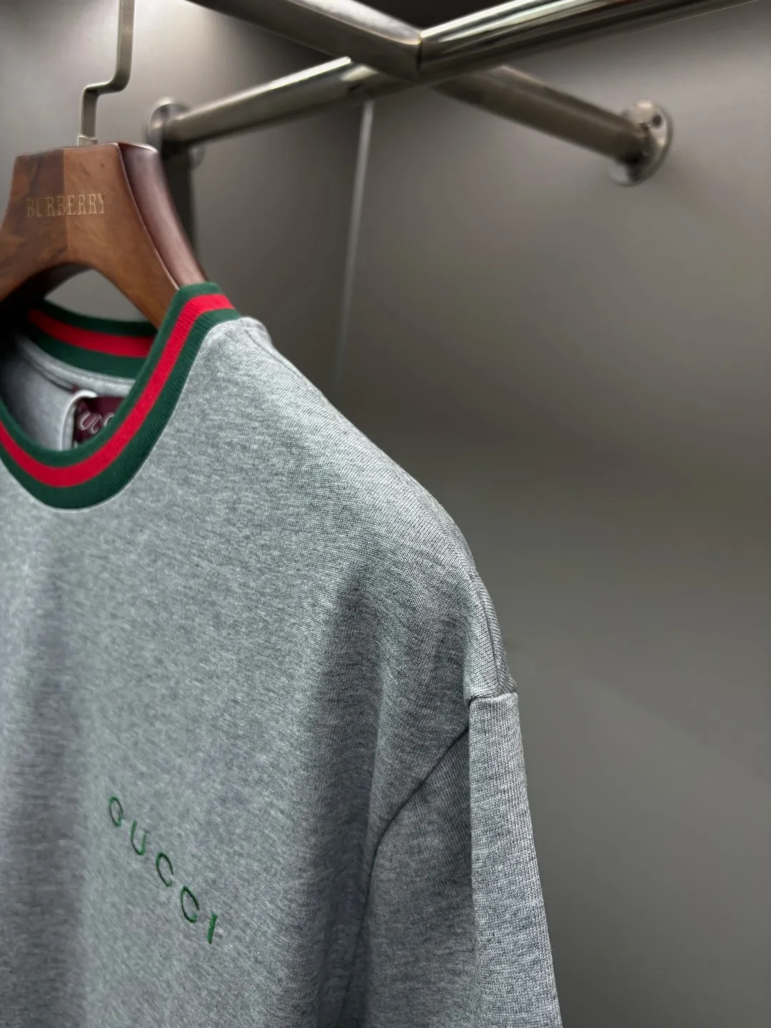 Web-Stripe Trim Logo Embroidered T-Shirt D14513533 — view 7