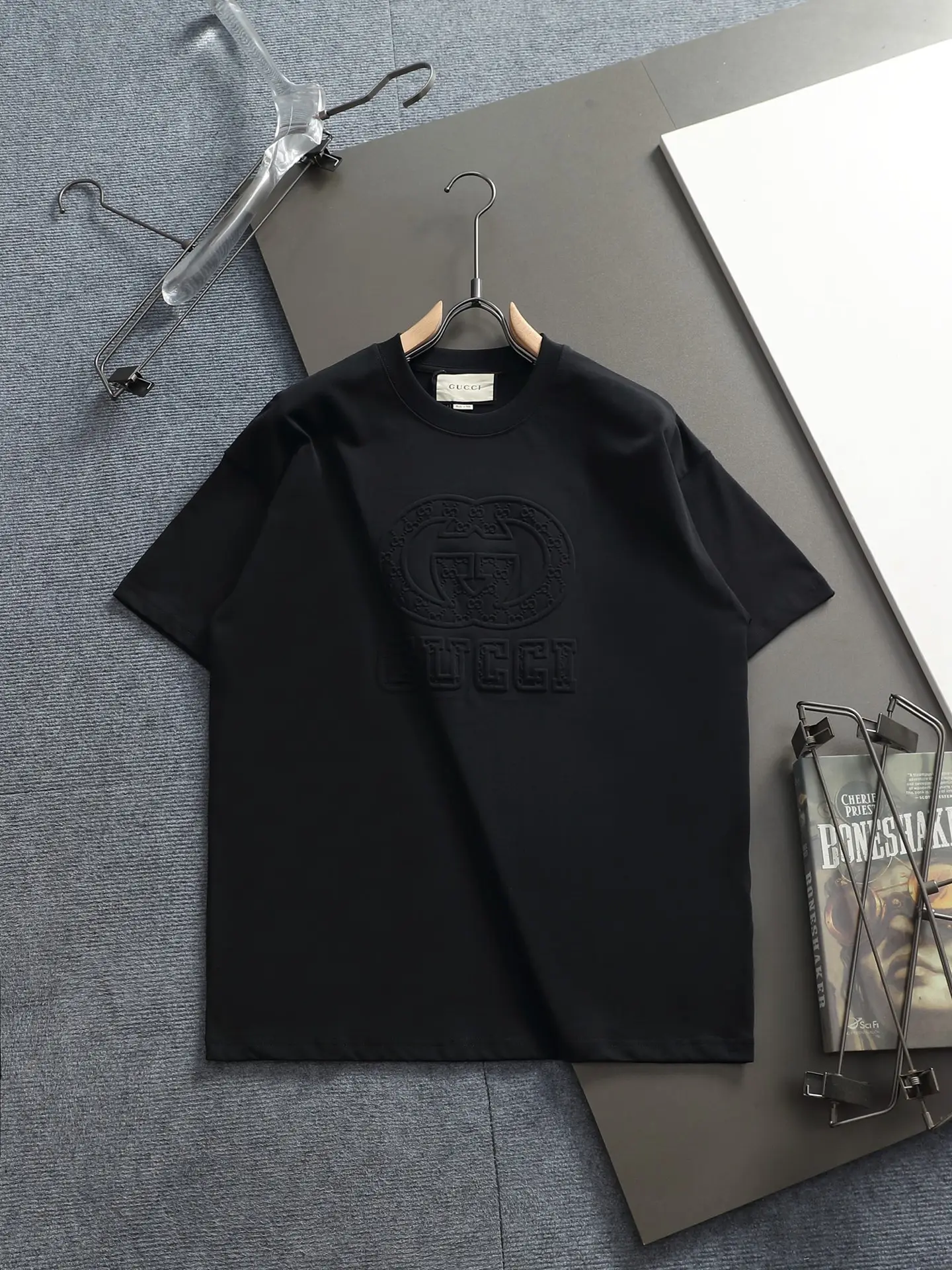 Embossed Double G Logo Cotton T-Shirt D14514417