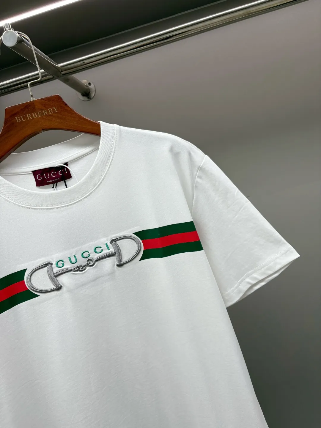 Horsebit Web-Stripe Embroidered Cotton T-Shirt D14513529 — view 3